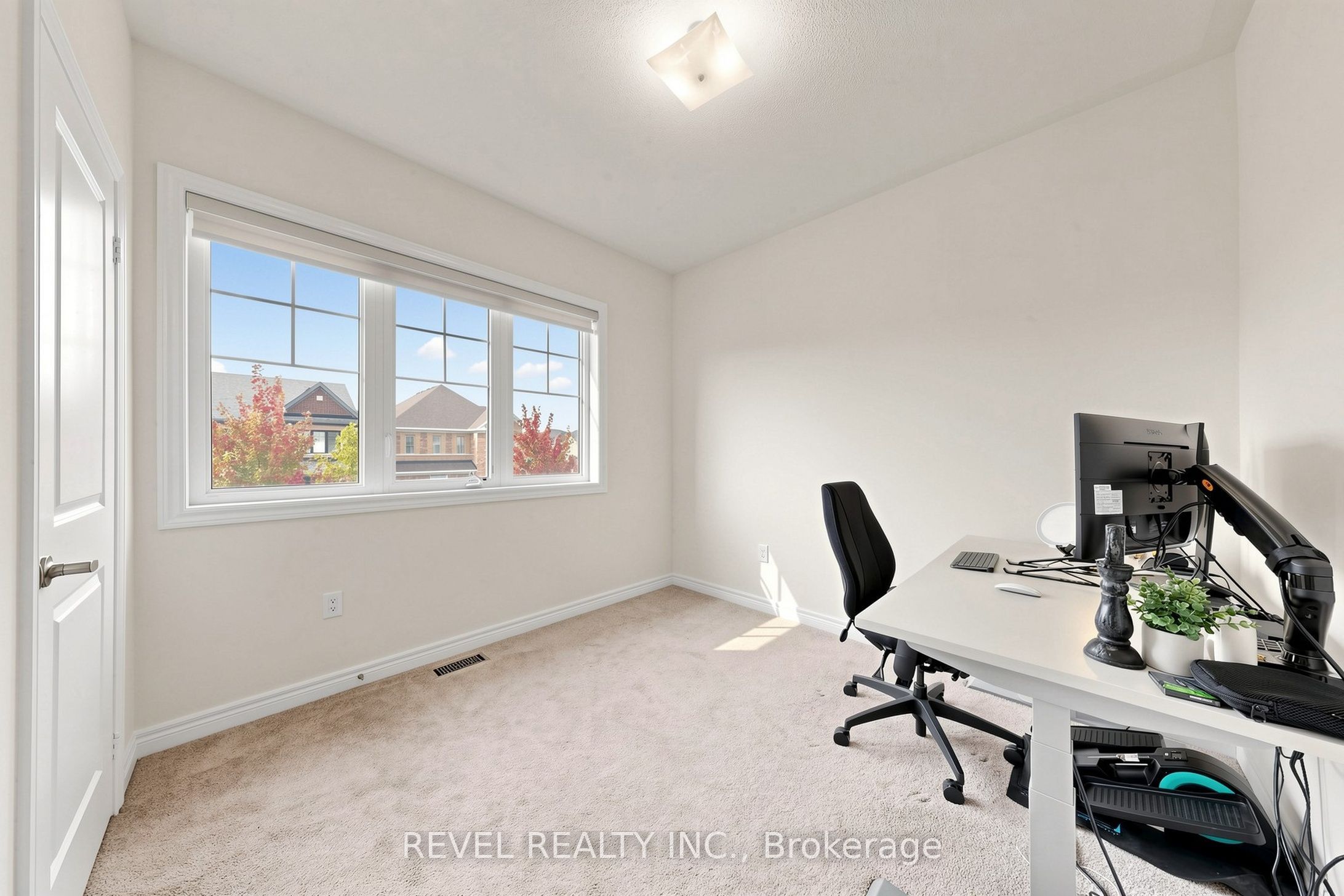 6 Dumaine Street Property Photo 41