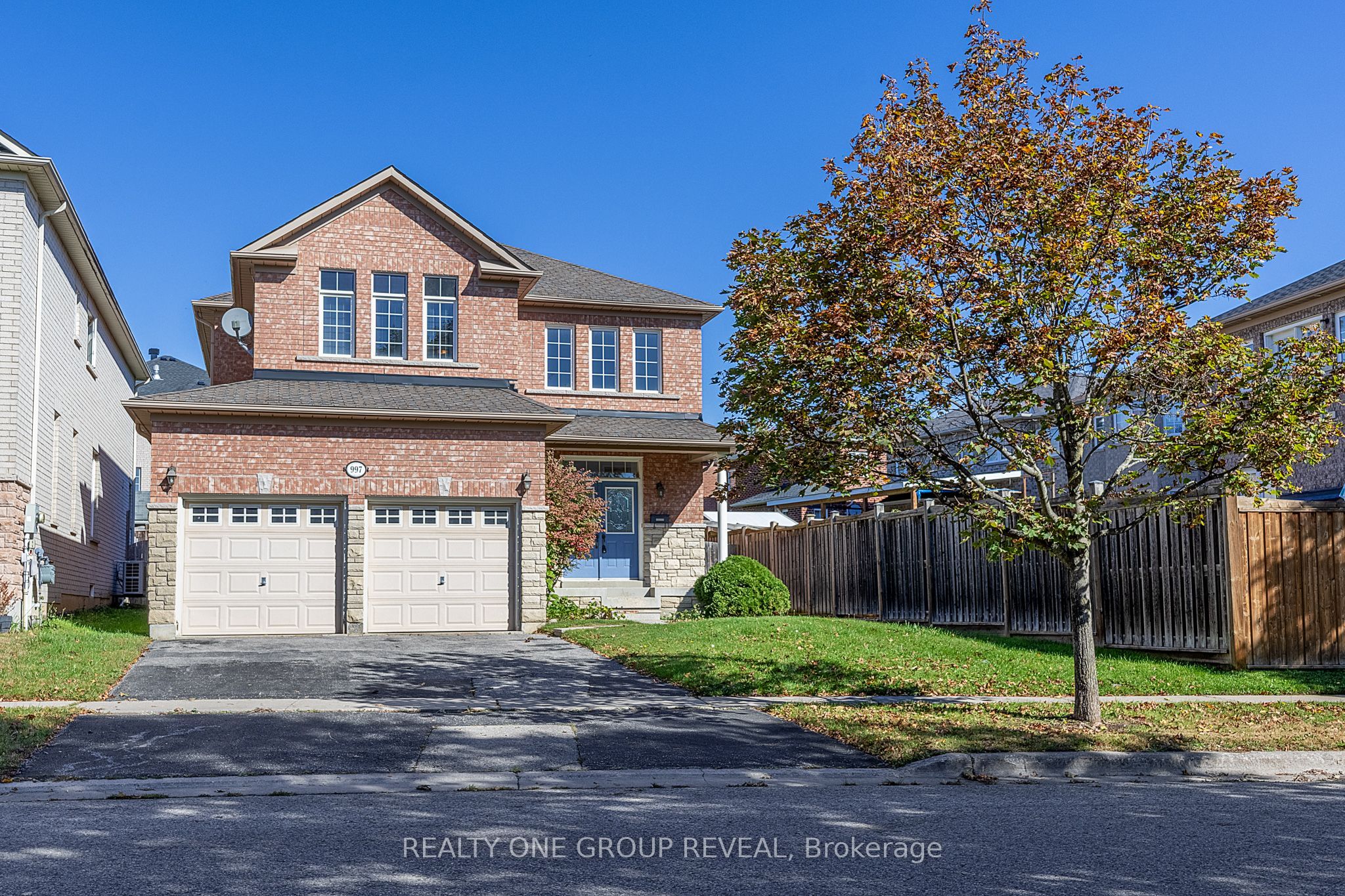 997 Copperfield Drive Property Photo 1