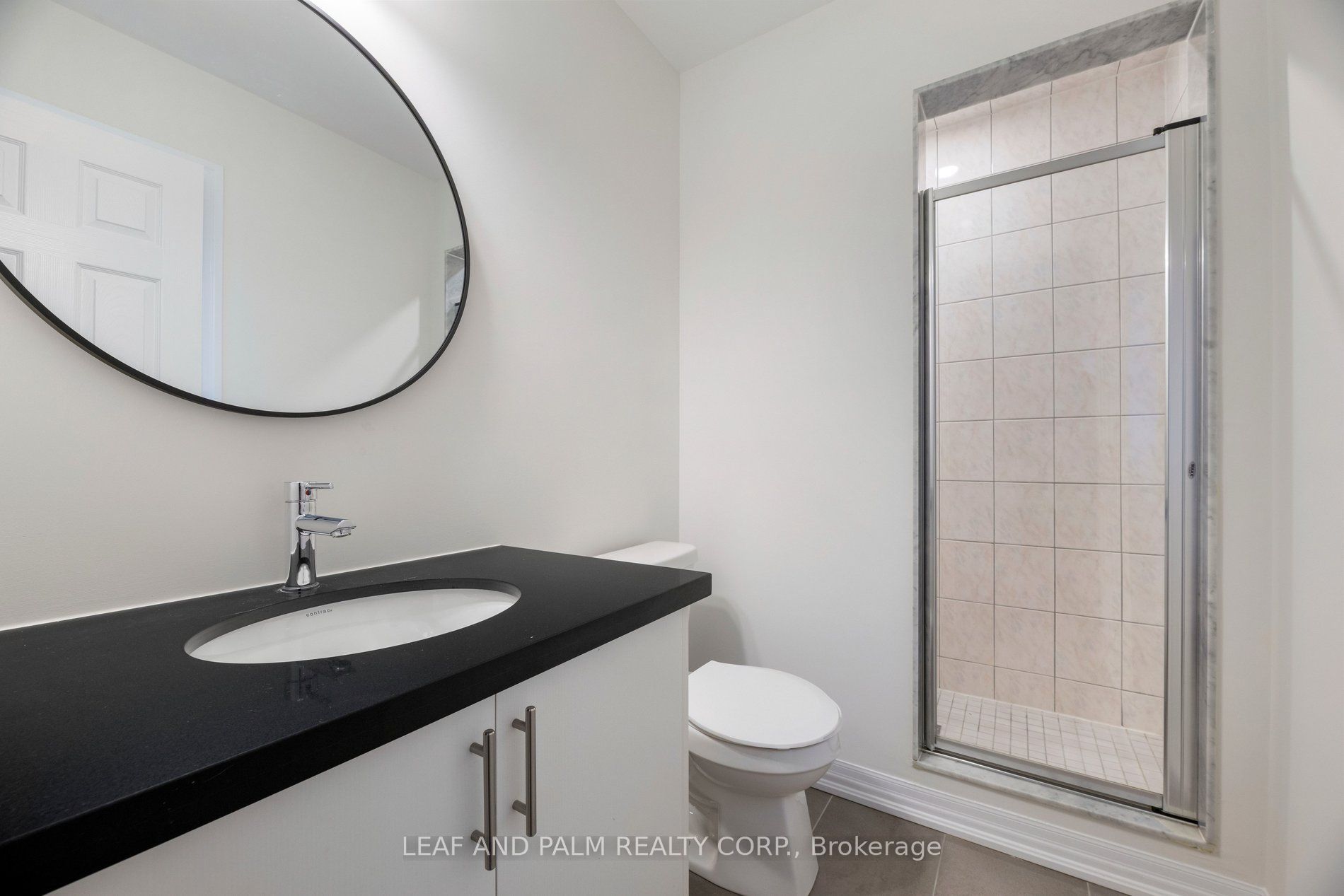 42 Northrop Avenue Property Photo 29