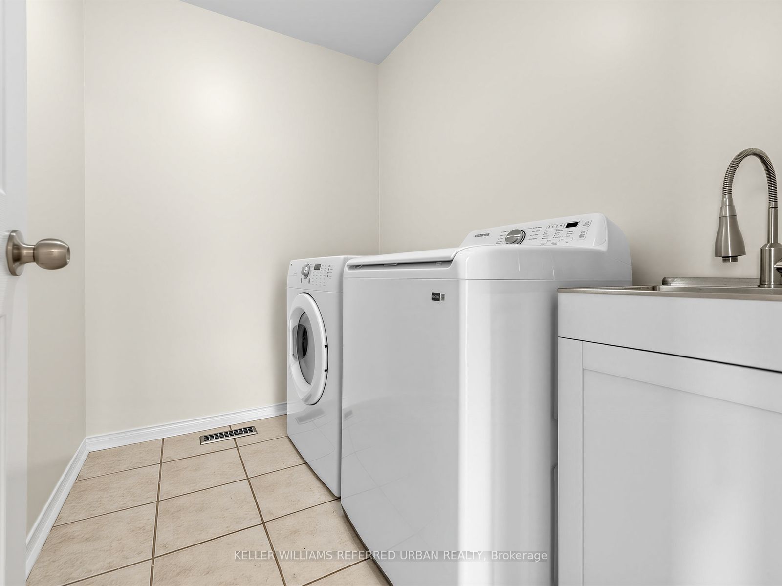 79 Haverhill Crescent Property Photo 39