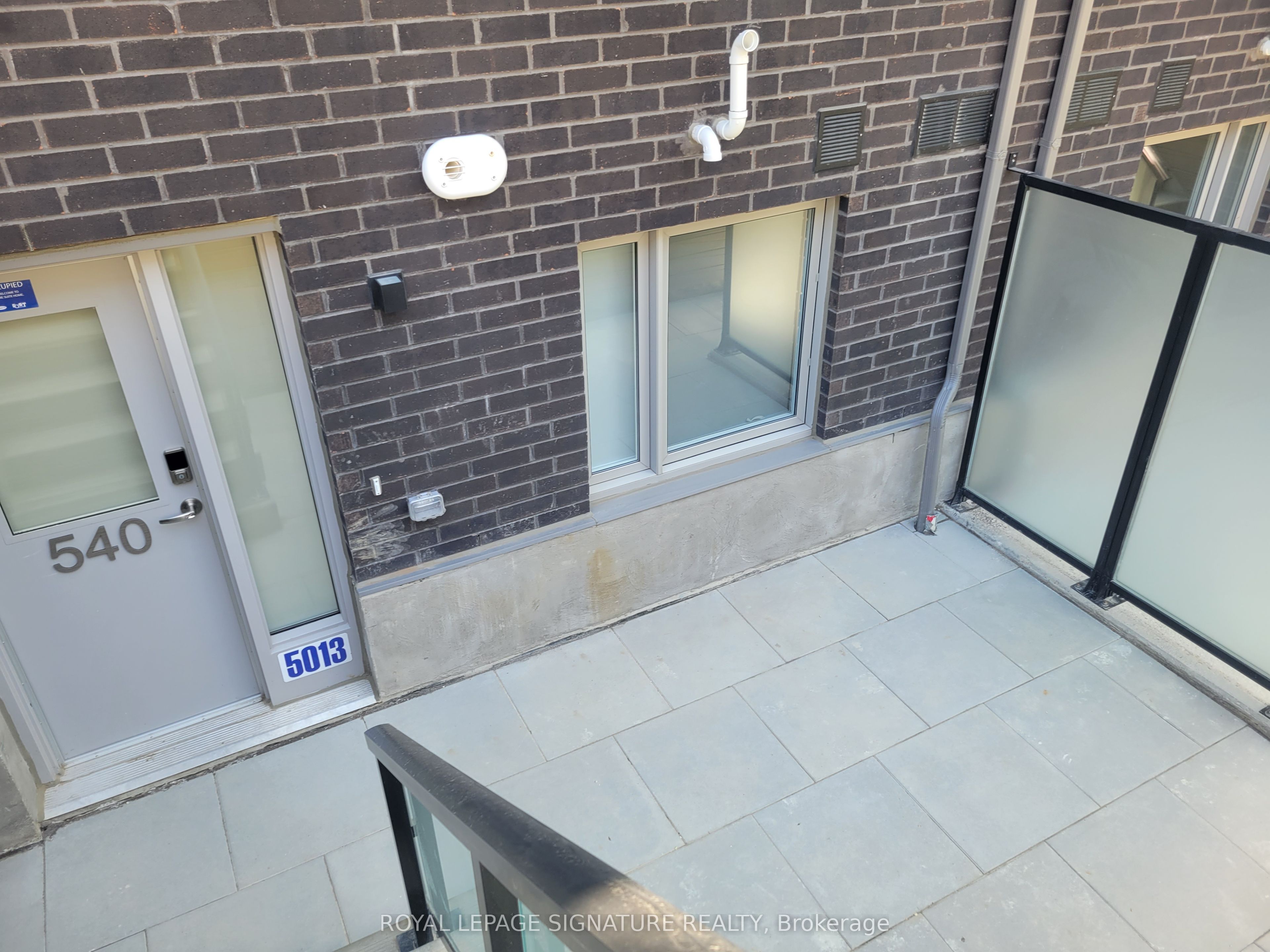 2791 Eglinton Avenue E 540 Property Photo 1