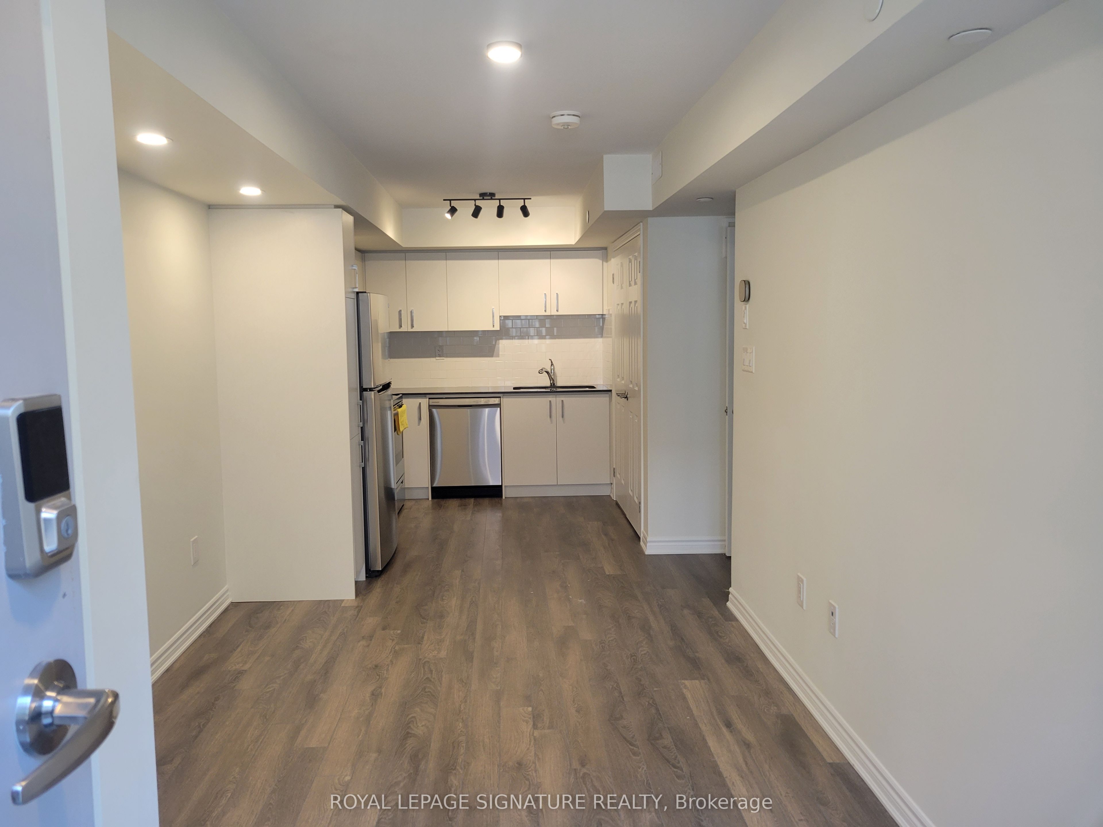 2791 Eglinton Avenue E 540 Property Photo 2