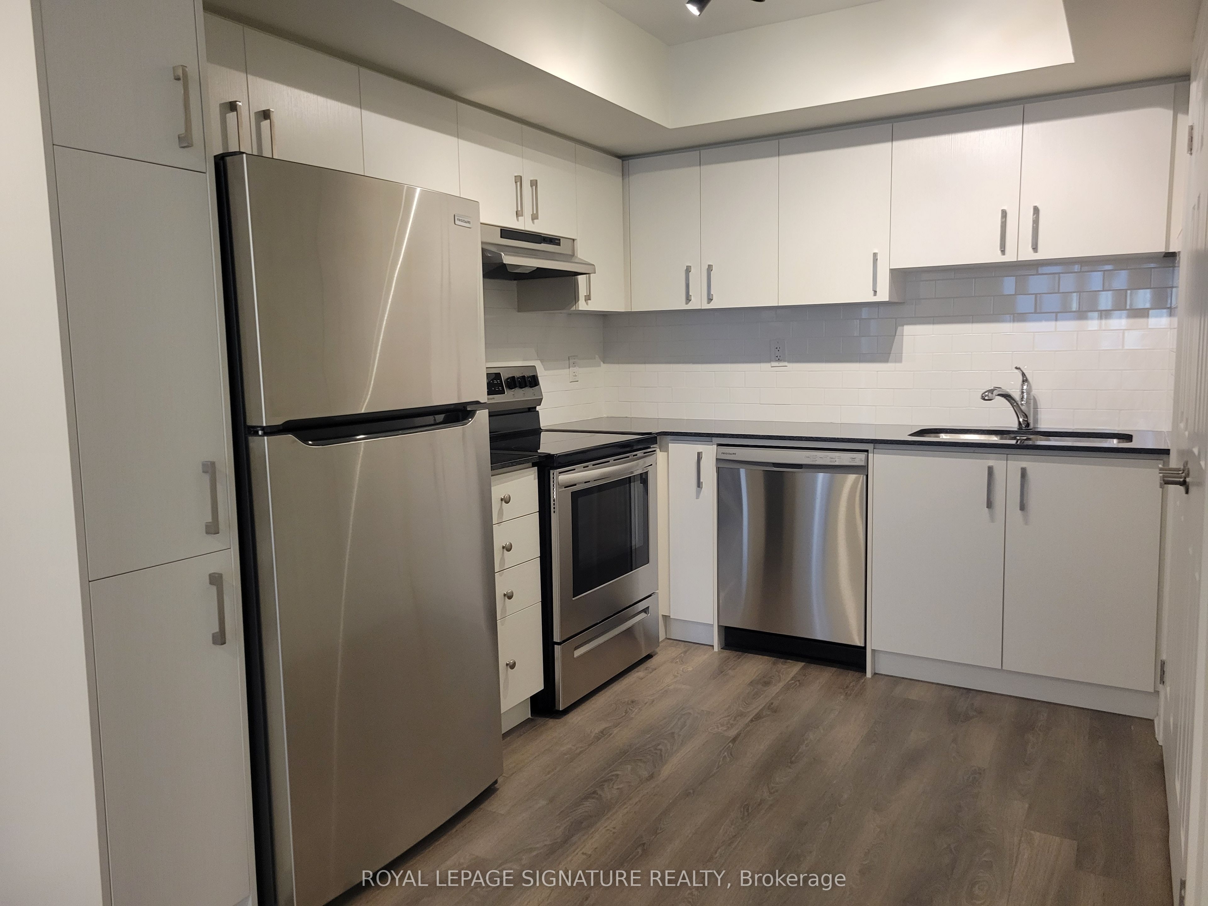 2791 Eglinton Avenue E 540 Property Photo 4