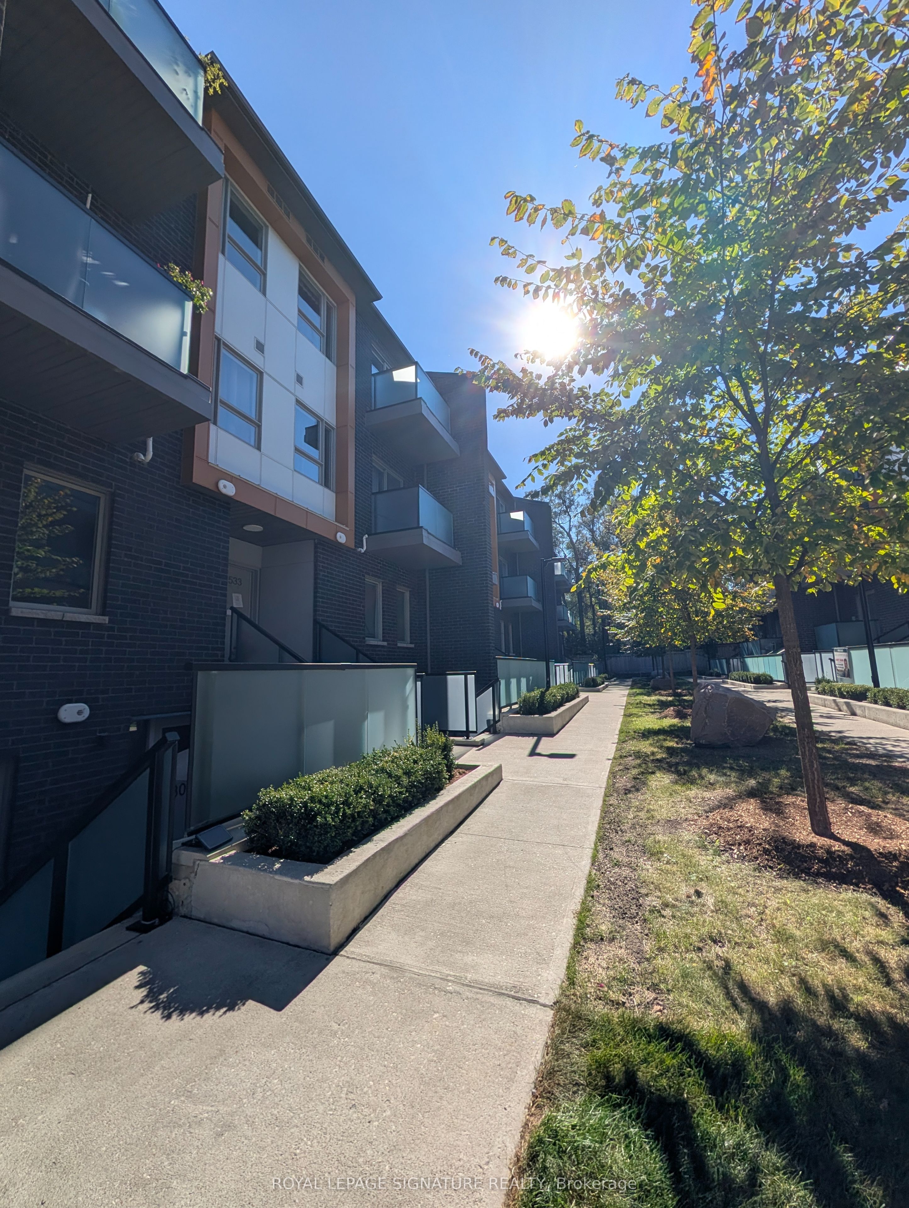 2791 Eglinton Avenue E 540 Property Photo 9