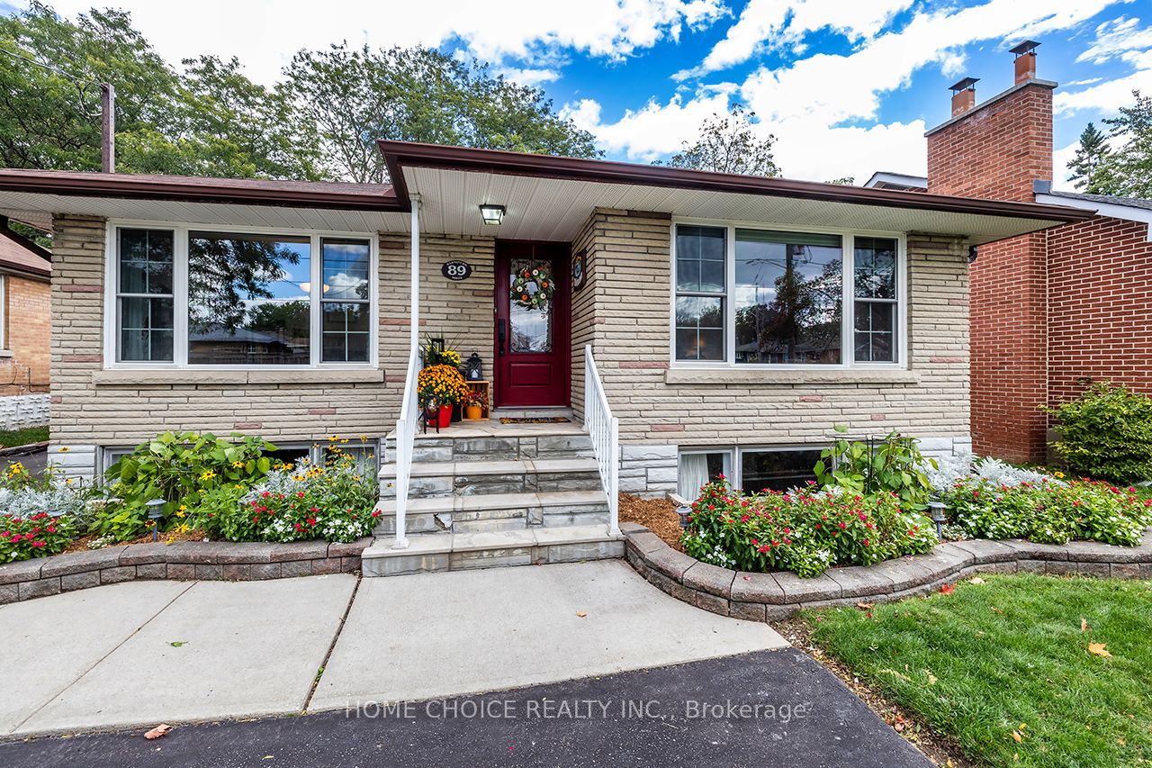 89 Harmony Road N Property Photo 3