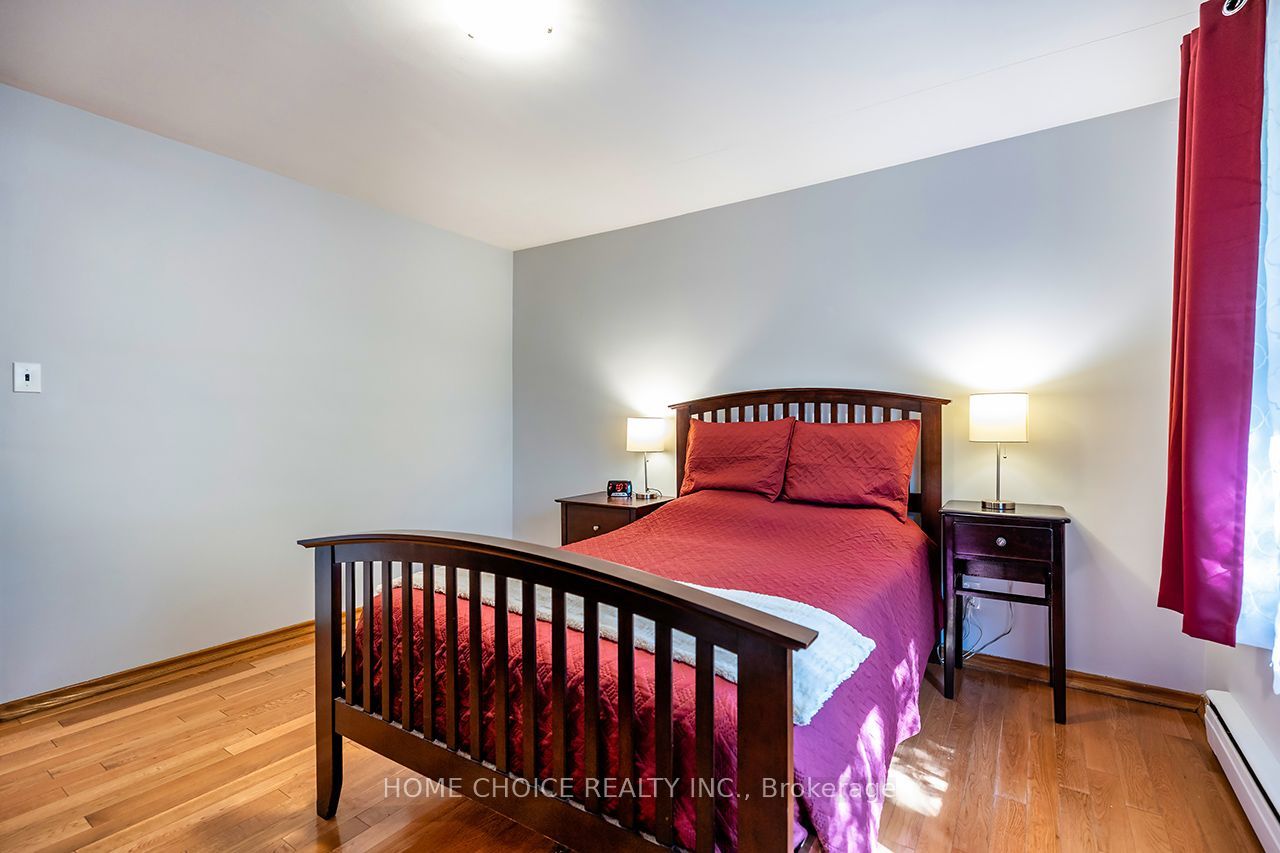 89 Harmony Road N Property Photo 19