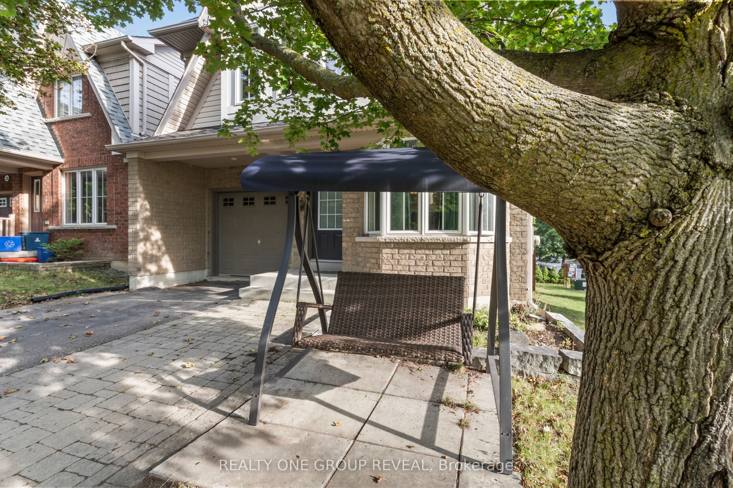 2364 Winlord Place Property Photo 4