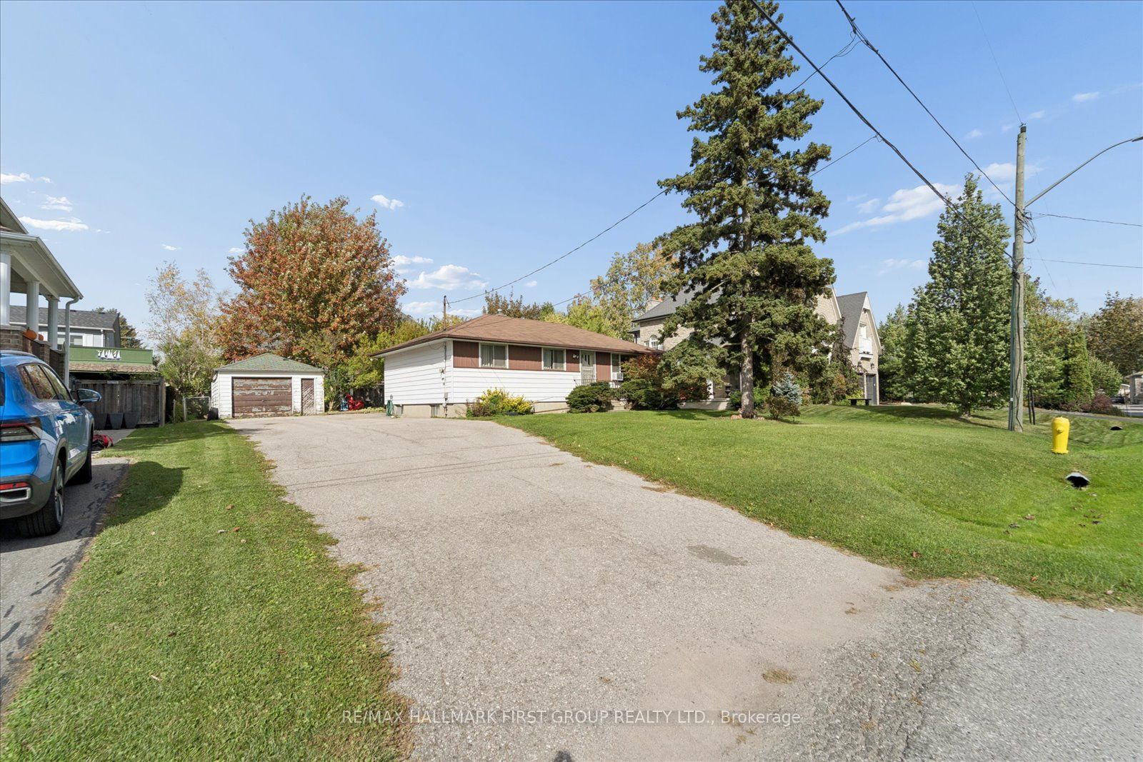 3050 Ebony Street Property Photo 3
