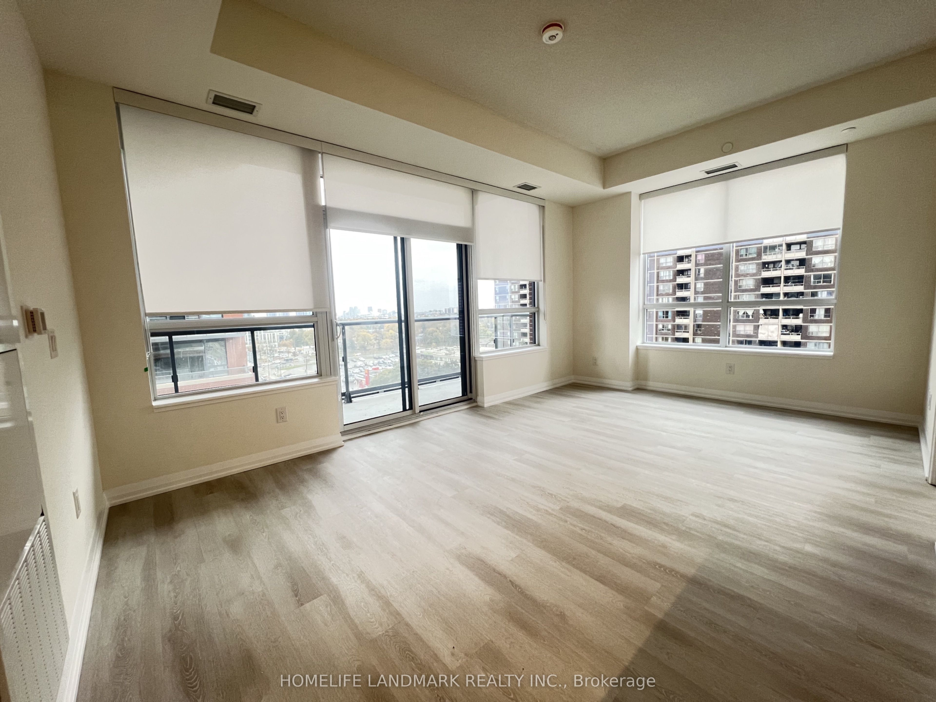 3260 Sheppard Avenue E 1607 Property Photo 2