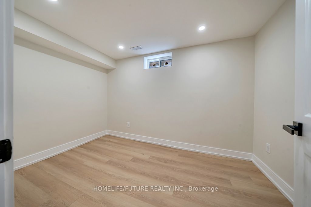 37 South Shields Avenue Property Photo 42