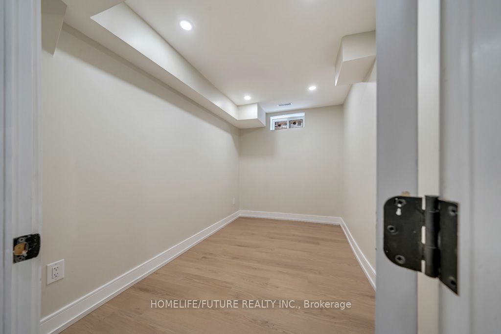 37 South Shields Avenue Property Photo 43
