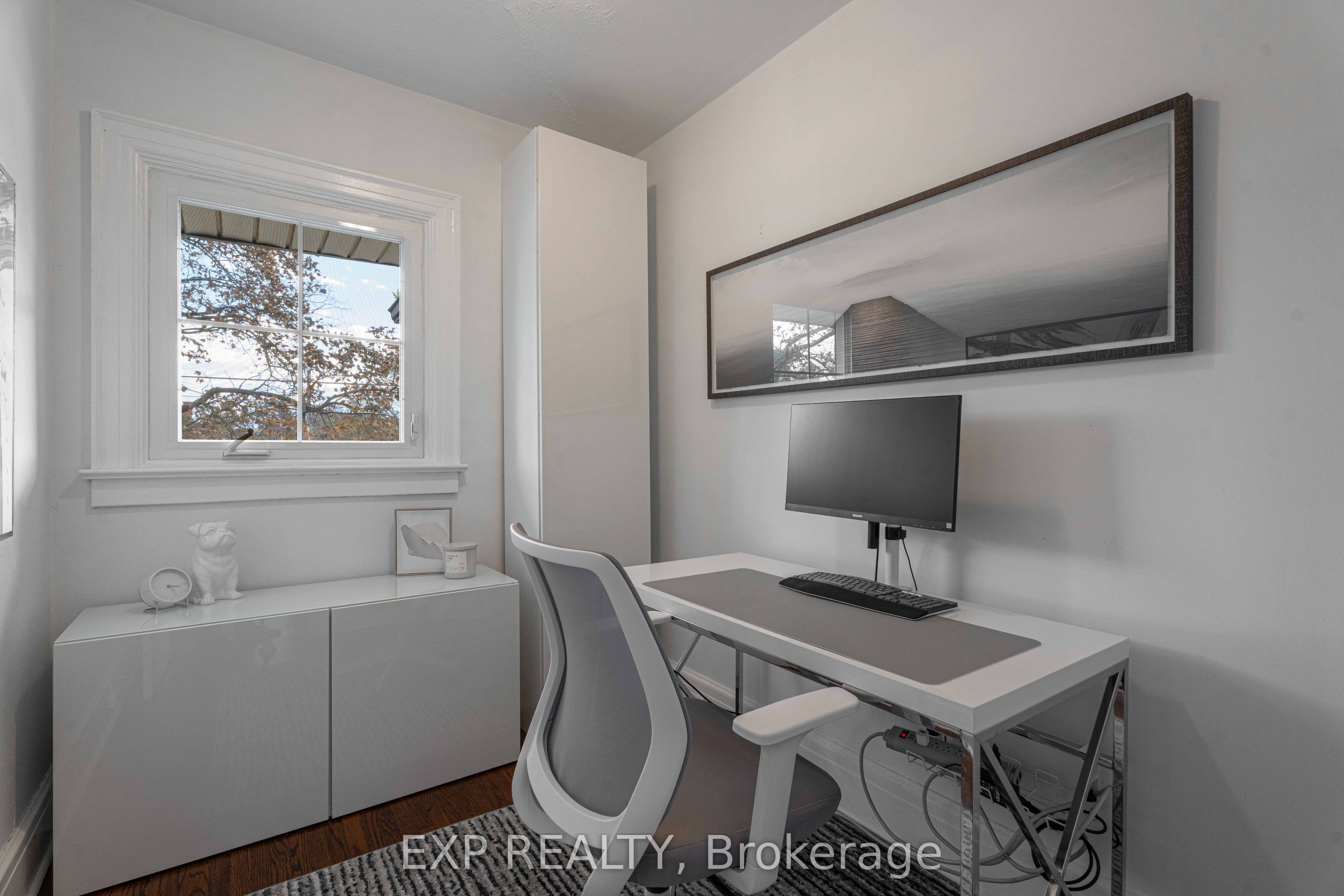 308 King Street E Property Photo 25