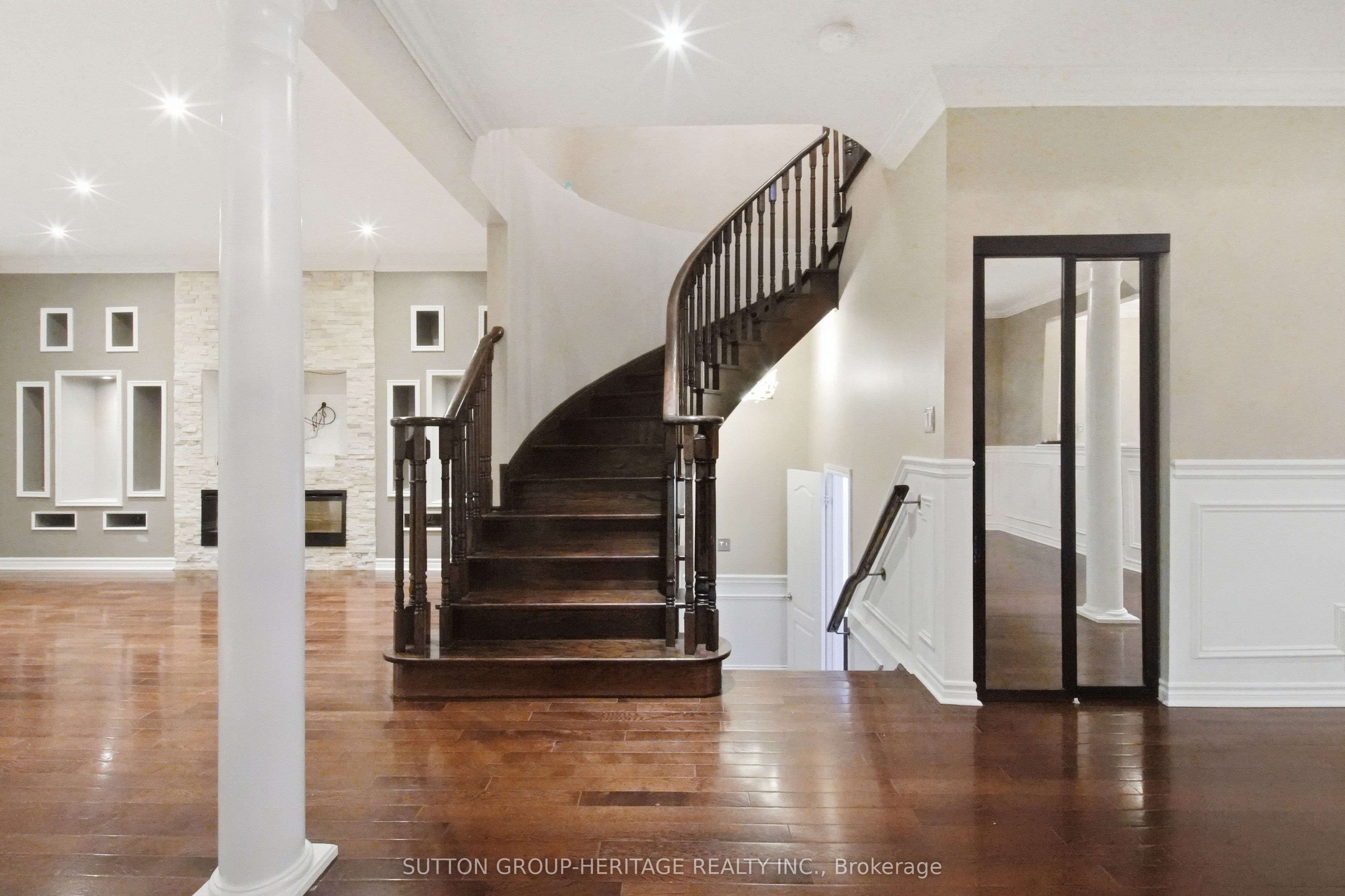 16 Shrewsbury Drive Property Photo 19