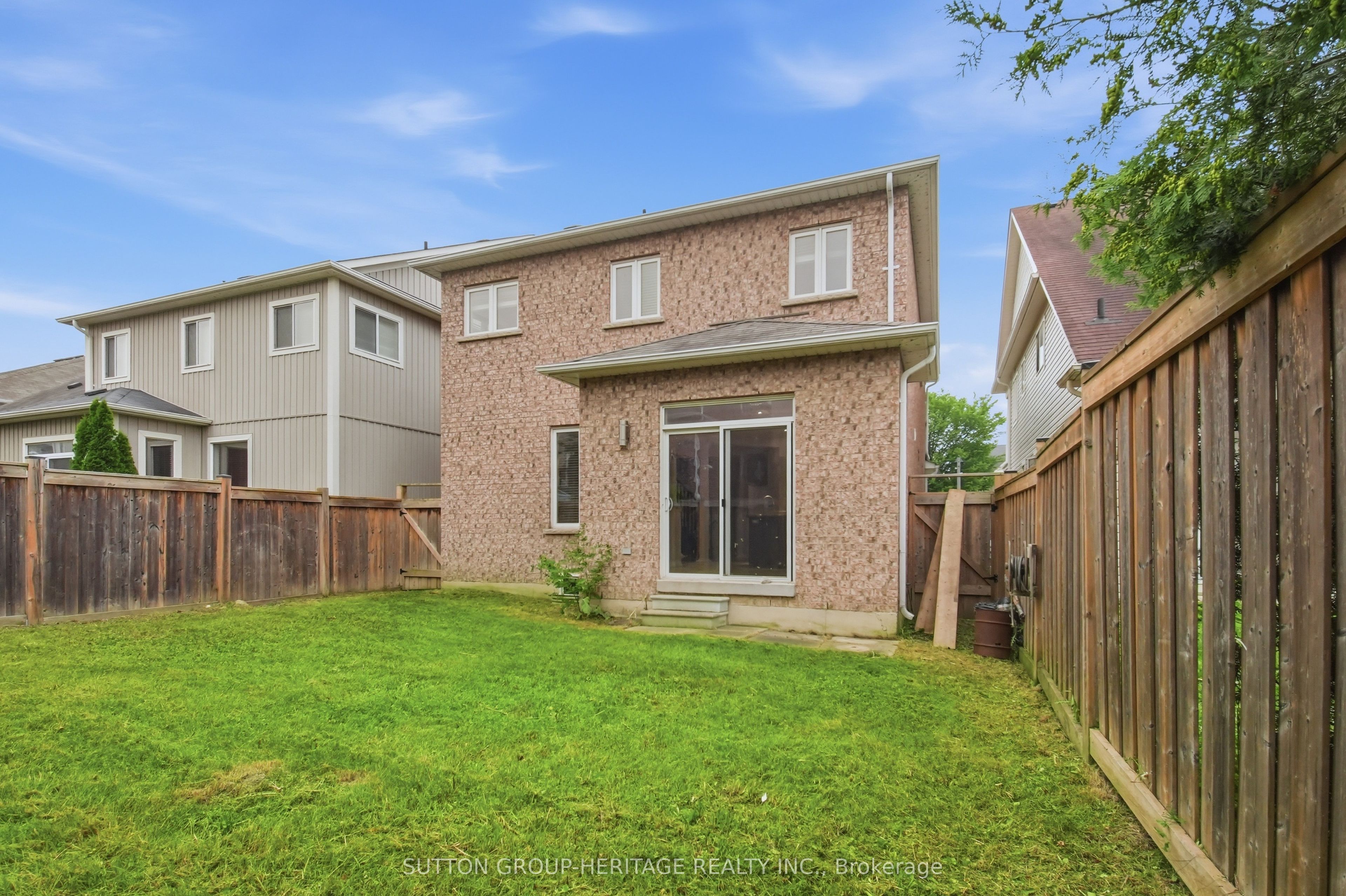 16 Shrewsbury Drive Property Photo 39