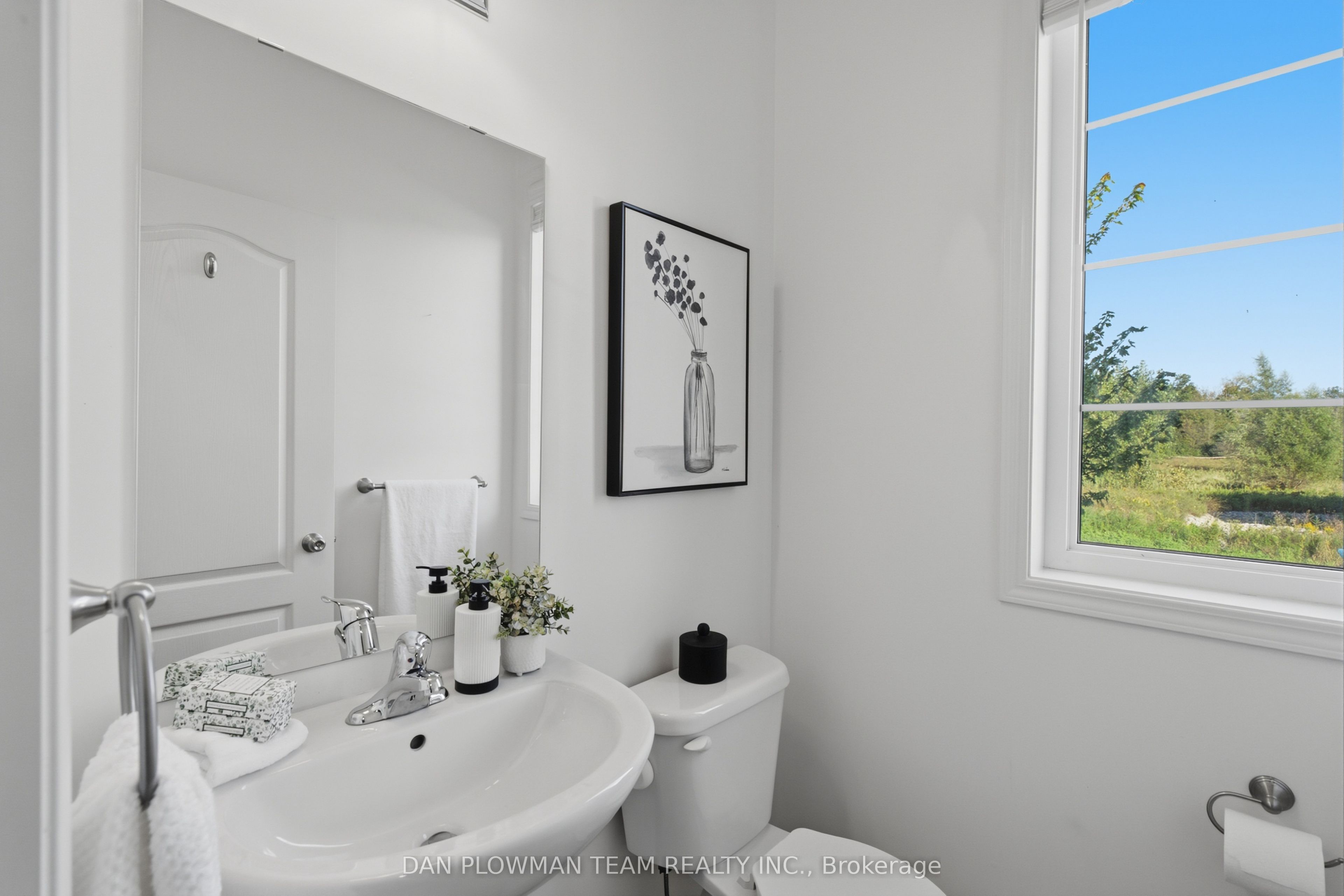 2560 Bandsman Crescent Property Photo 18