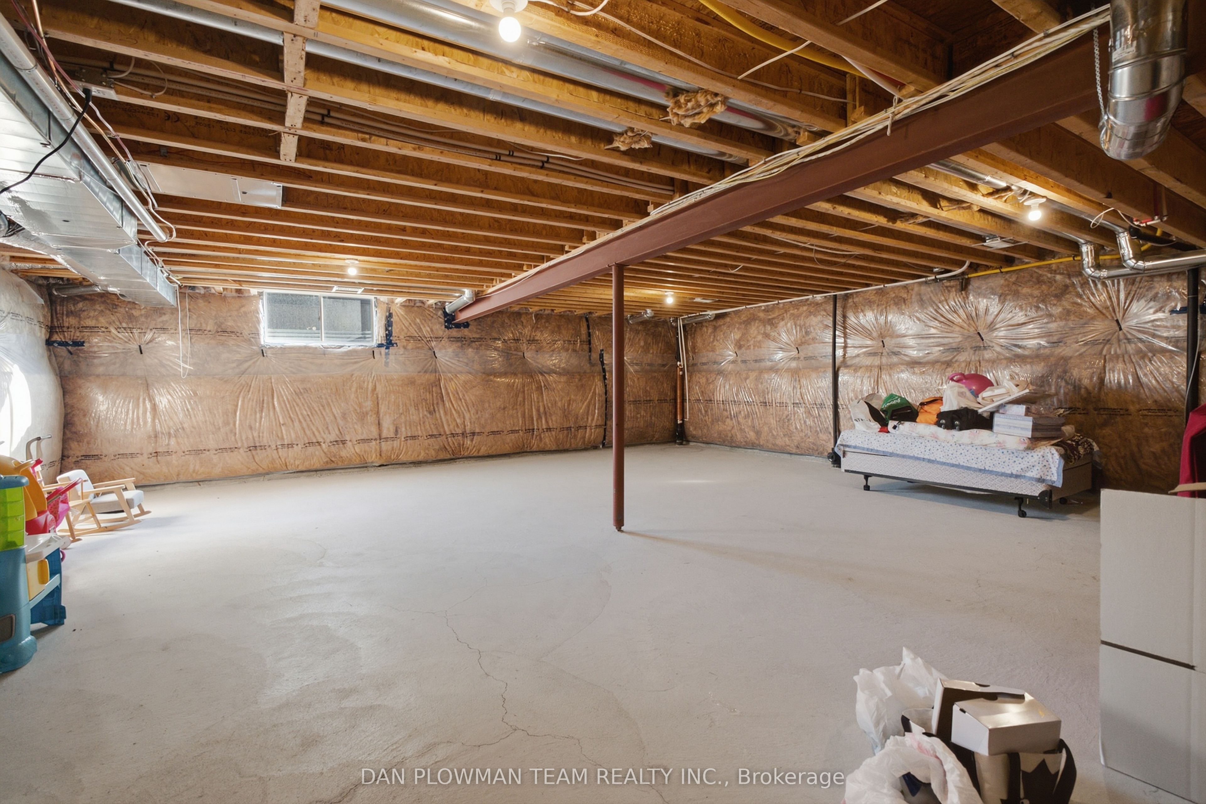 2560 Bandsman Crescent Property Photo 42