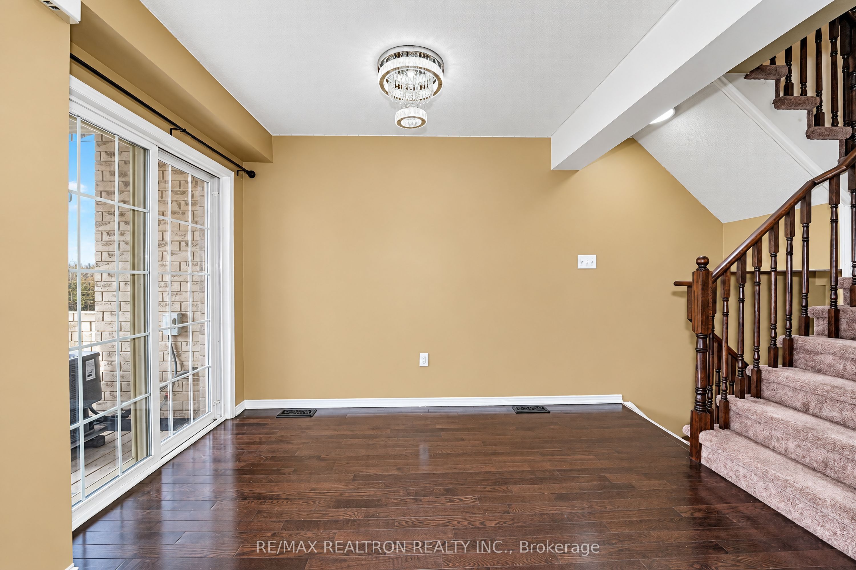 15 Blunden Road Property Photo 11