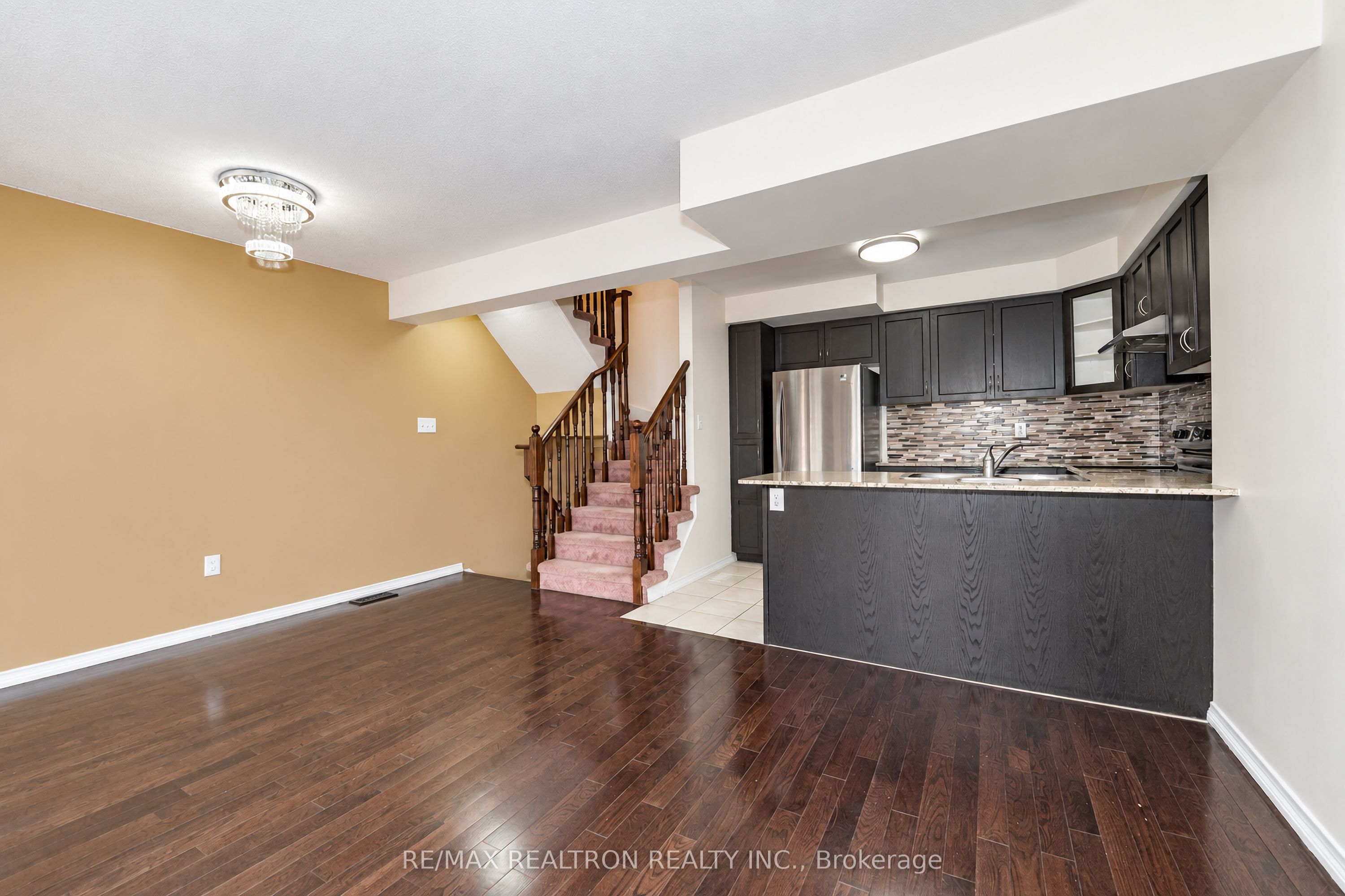 15 Blunden Road Property Photo 15