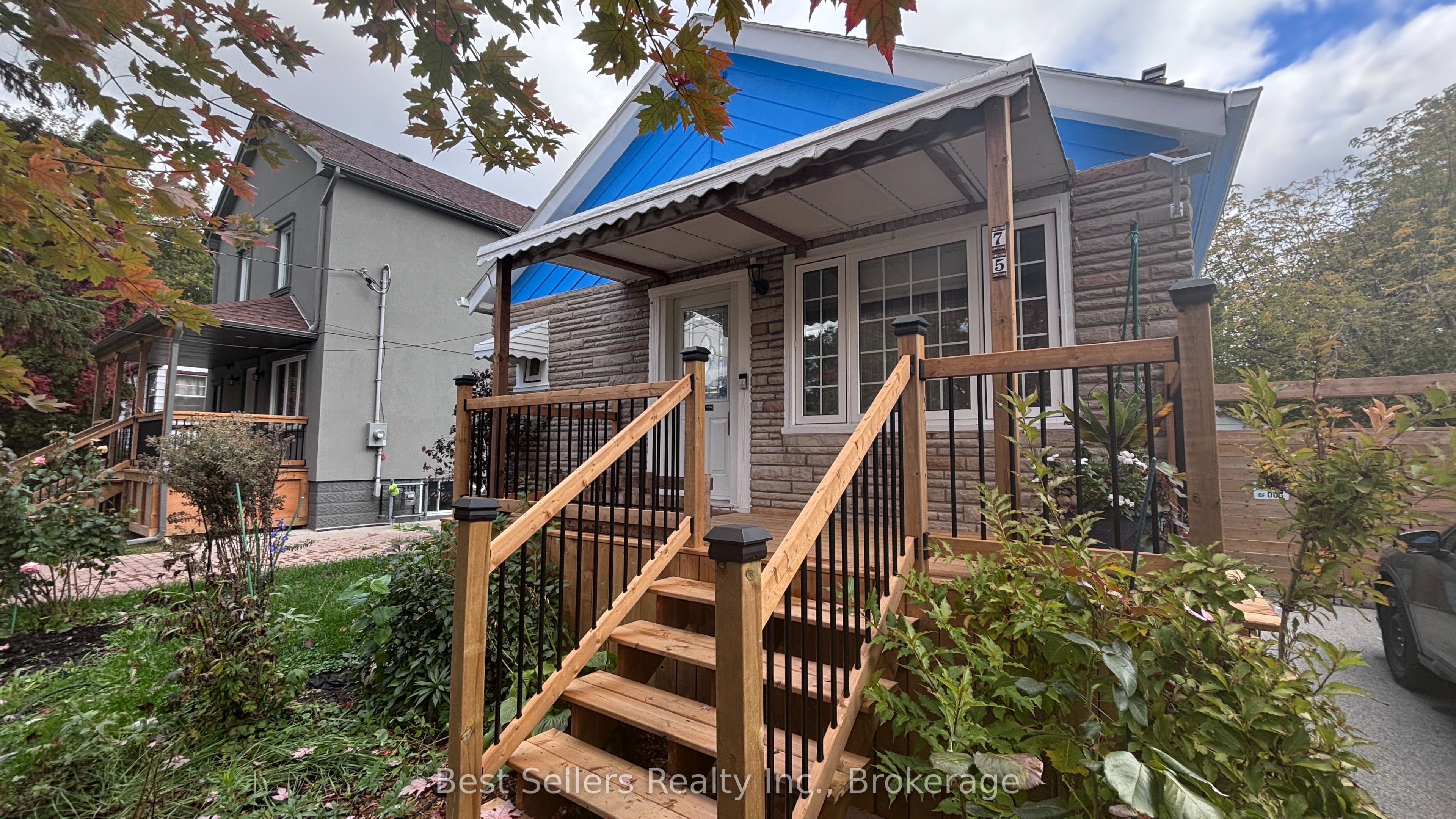 75 Vanbrugh Avenue Main Property Photo 1