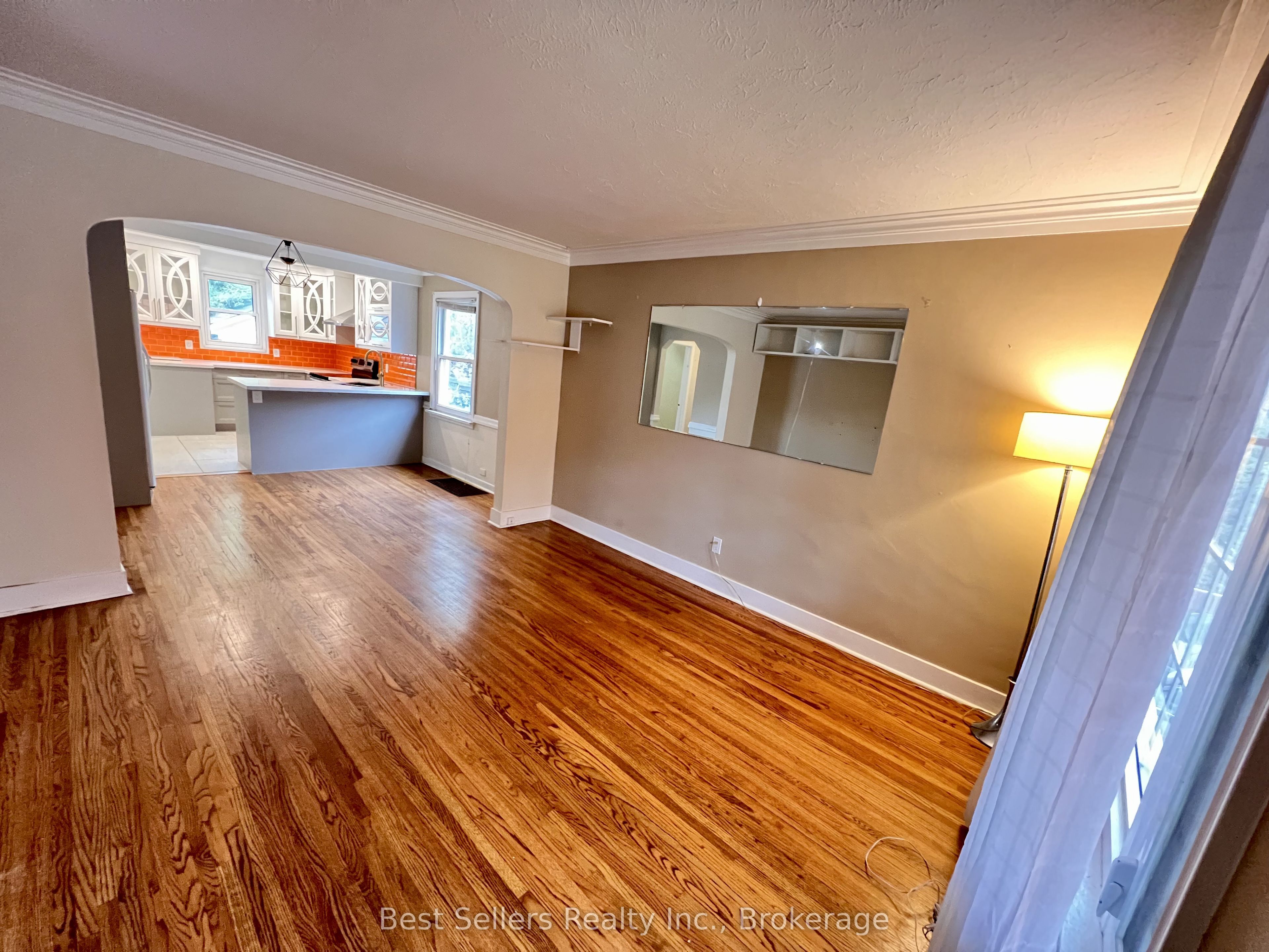 75 Vanbrugh Avenue Main Property Photo 2