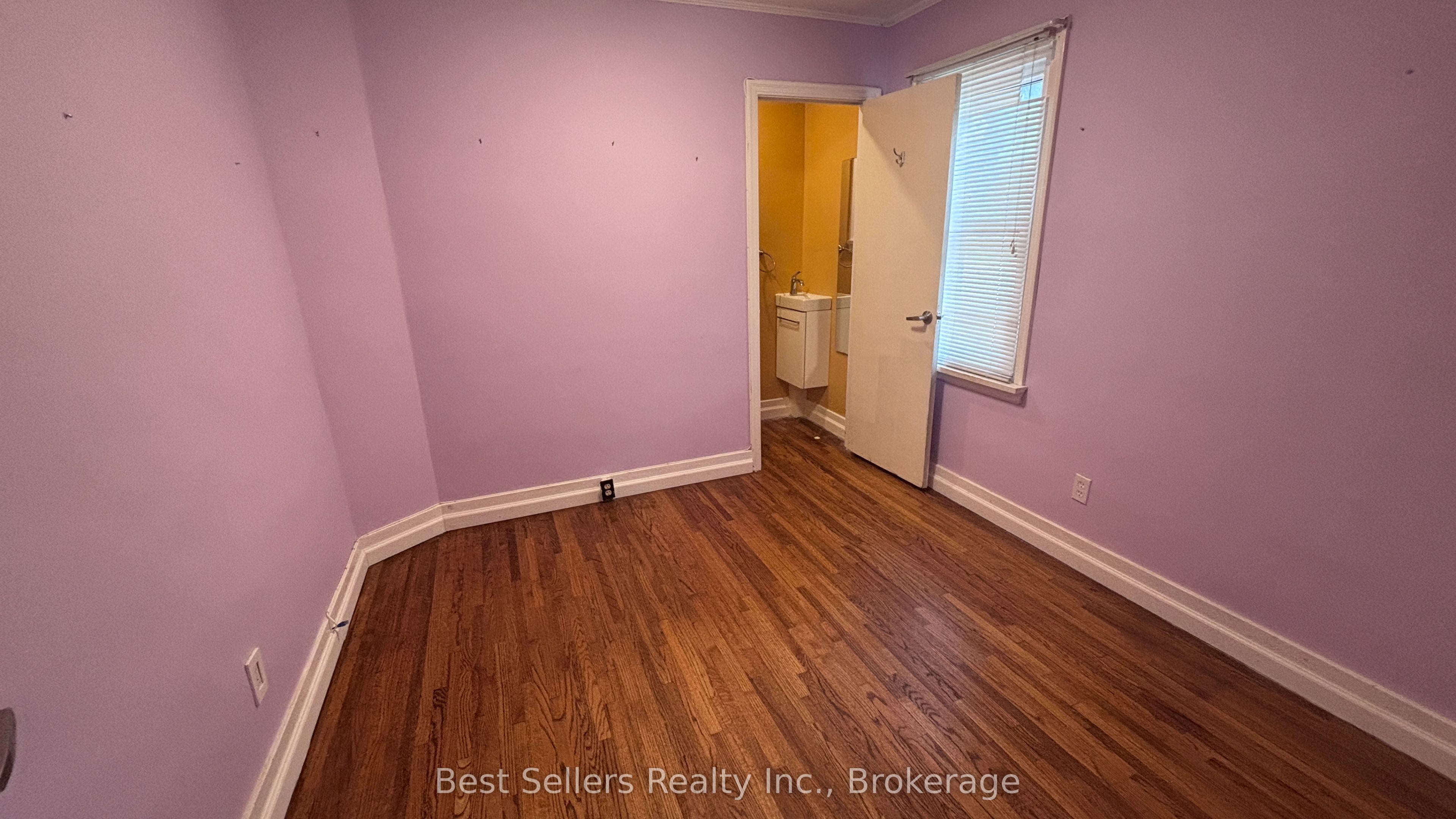 75 Vanbrugh Avenue Main Property Photo 9