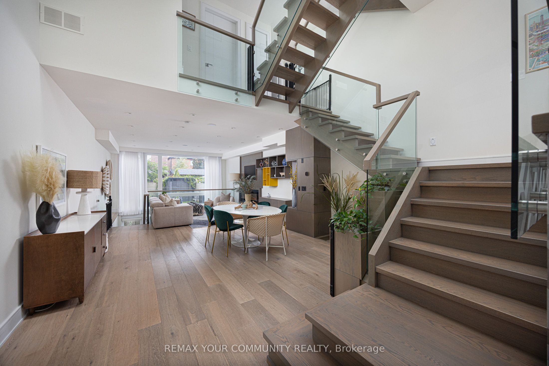 164 Aldwych Avenue Property Photo 2