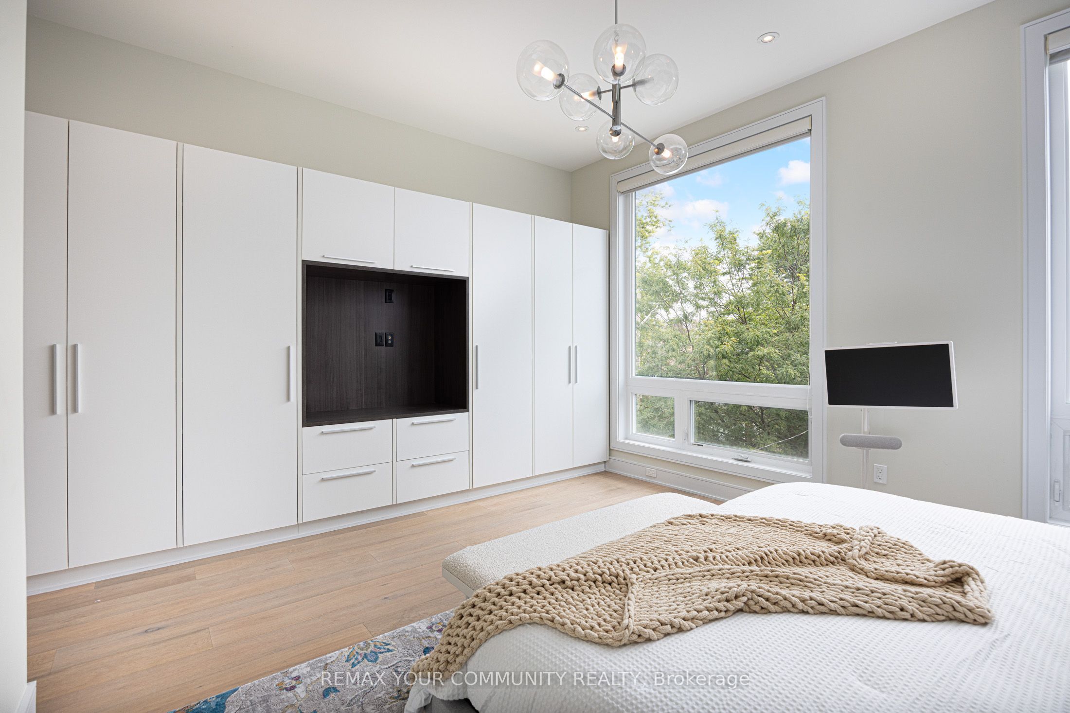 164 Aldwych Avenue Property Photo 26