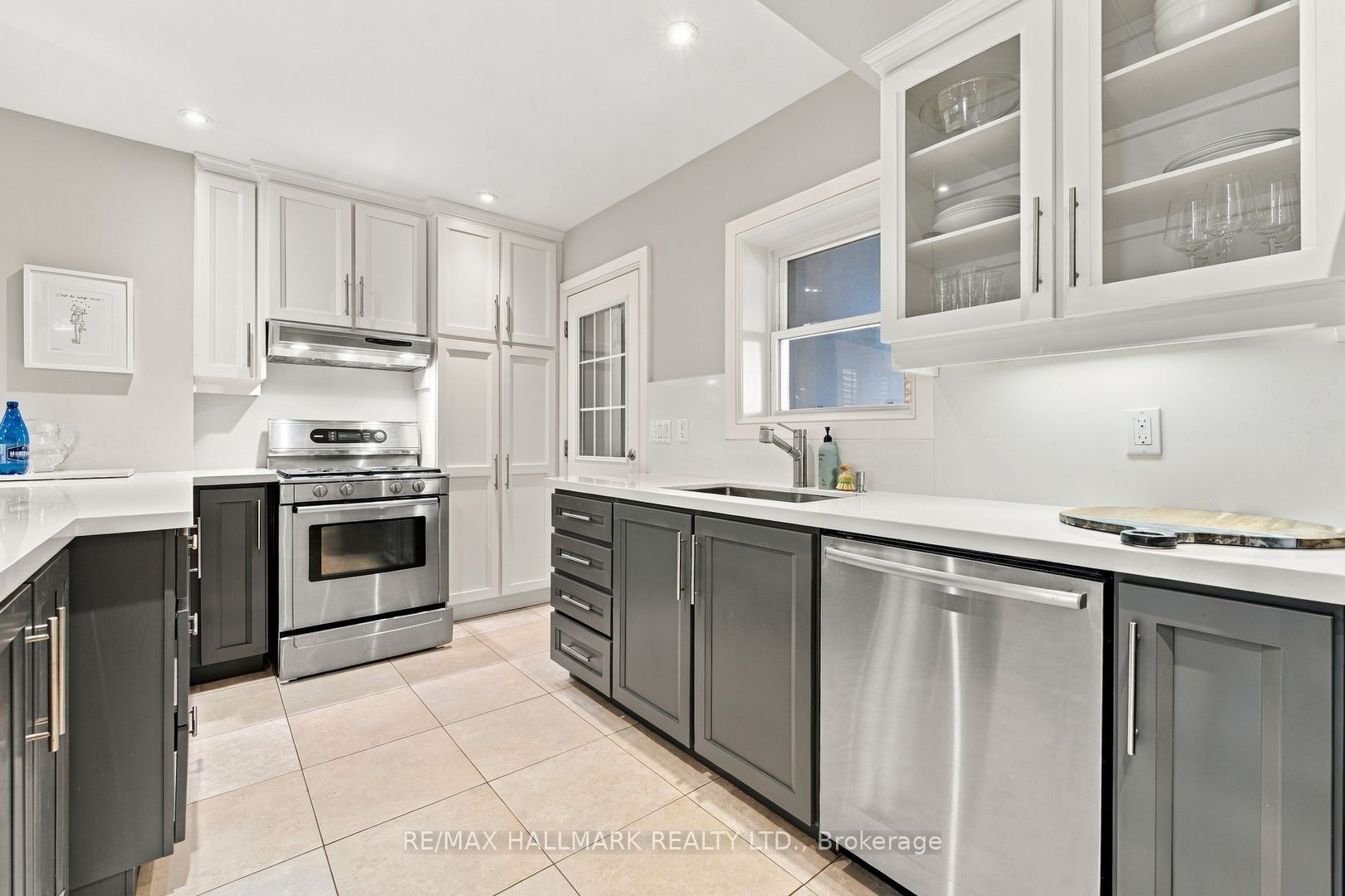 362 Sammon Avenue Property Photo 17