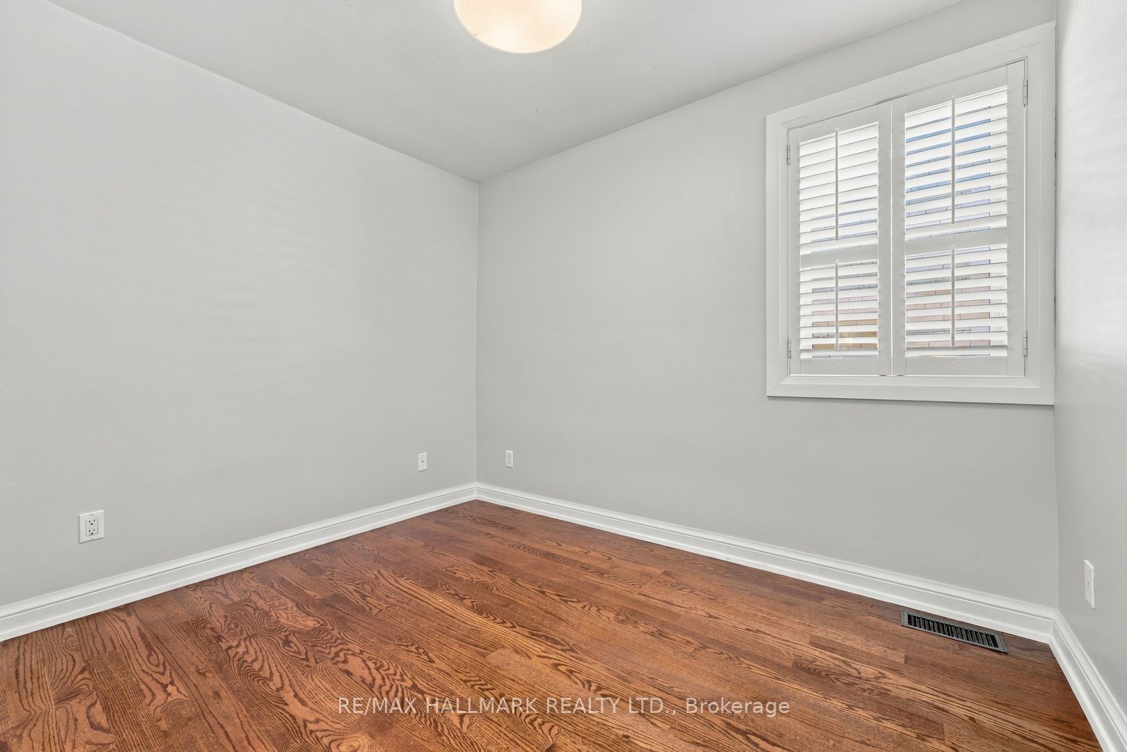 362 Sammon Avenue Property Photo 24