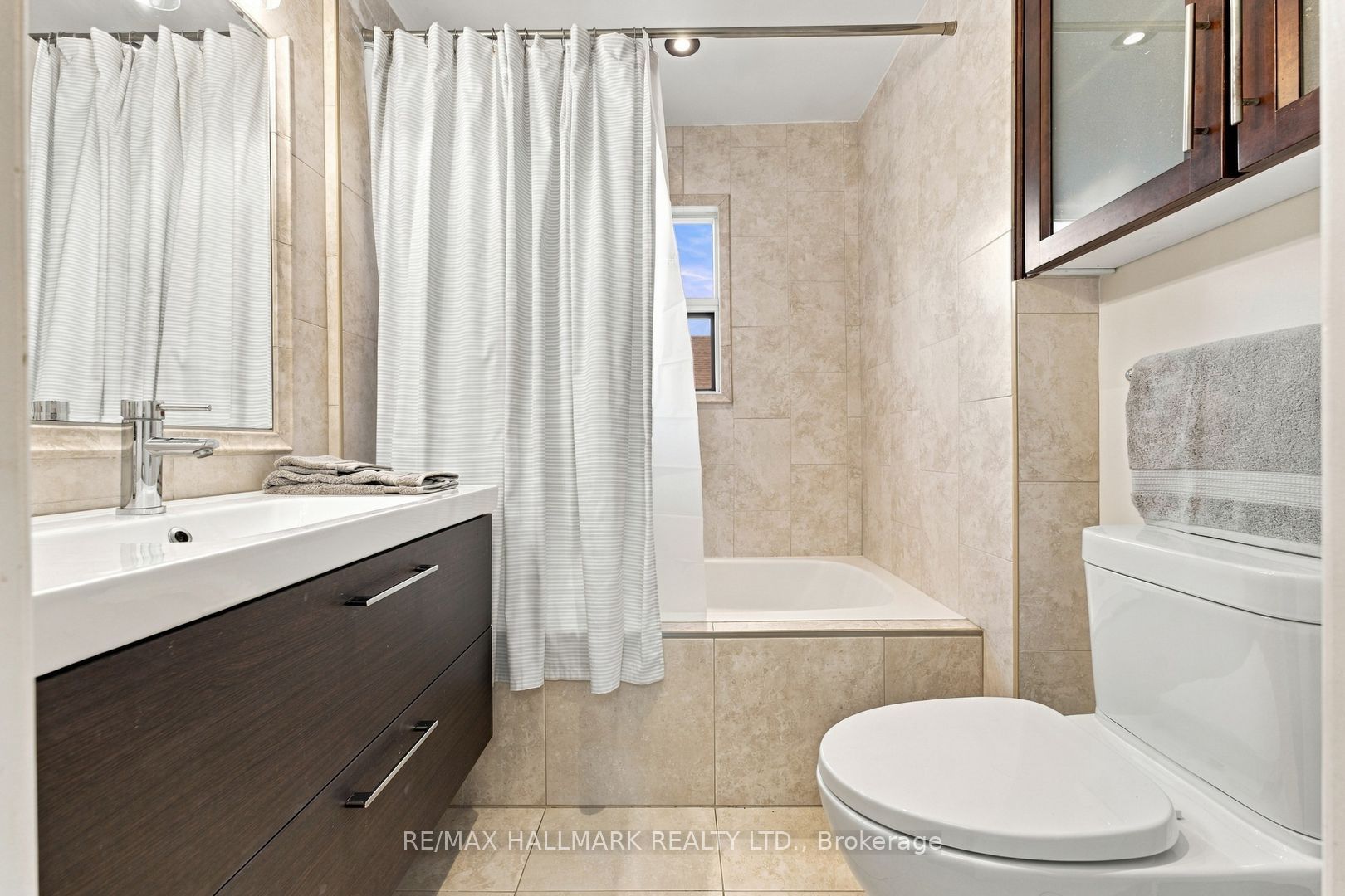 362 Sammon Avenue Property Photo 26
