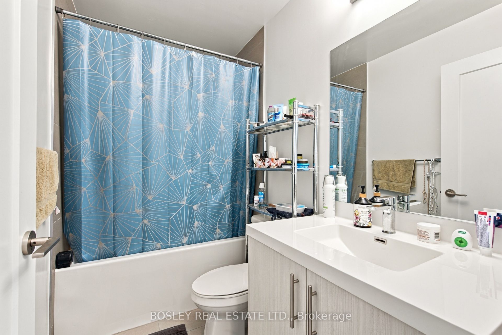 286 Main Street 502 Property Photo 21