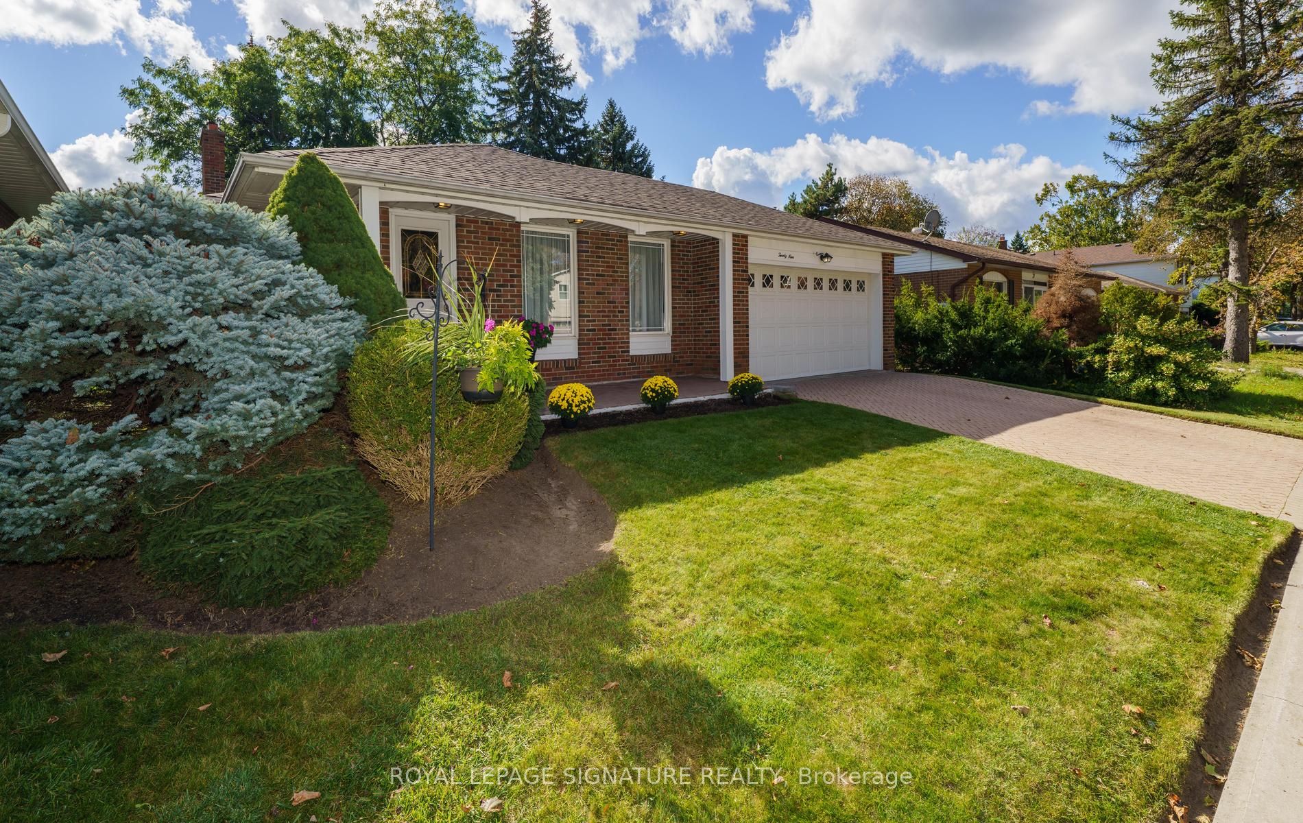 29 Fluellen Drive Property Photo 2