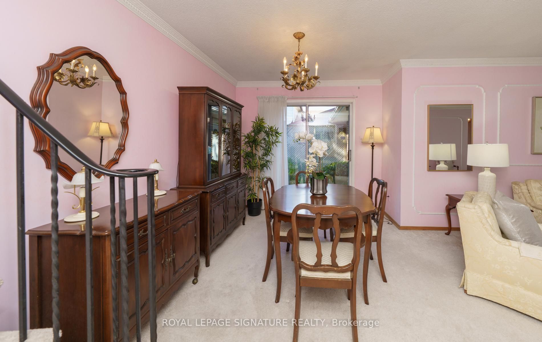 29 Fluellen Drive Property Photo 14