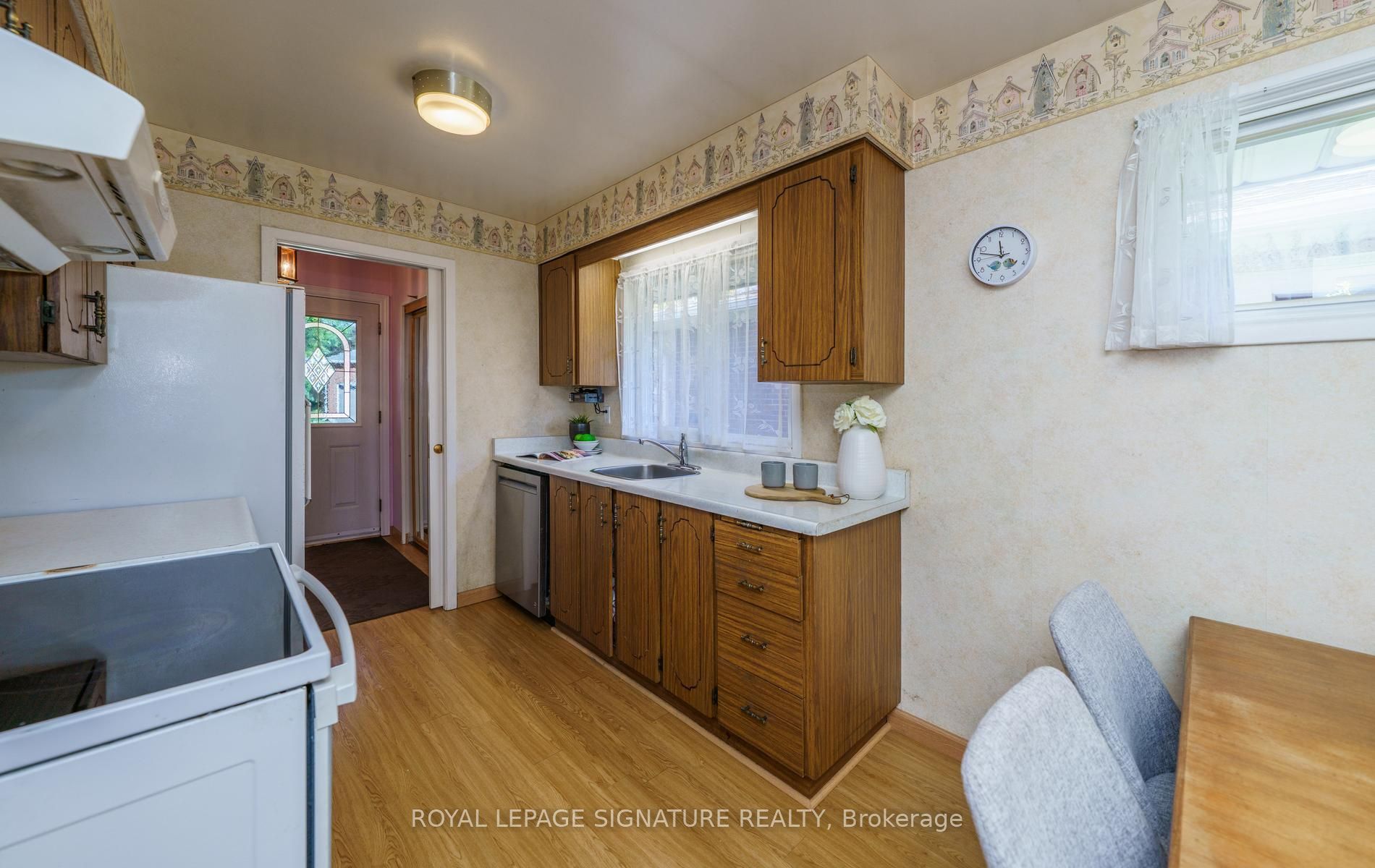 29 Fluellen Drive Property Photo 23