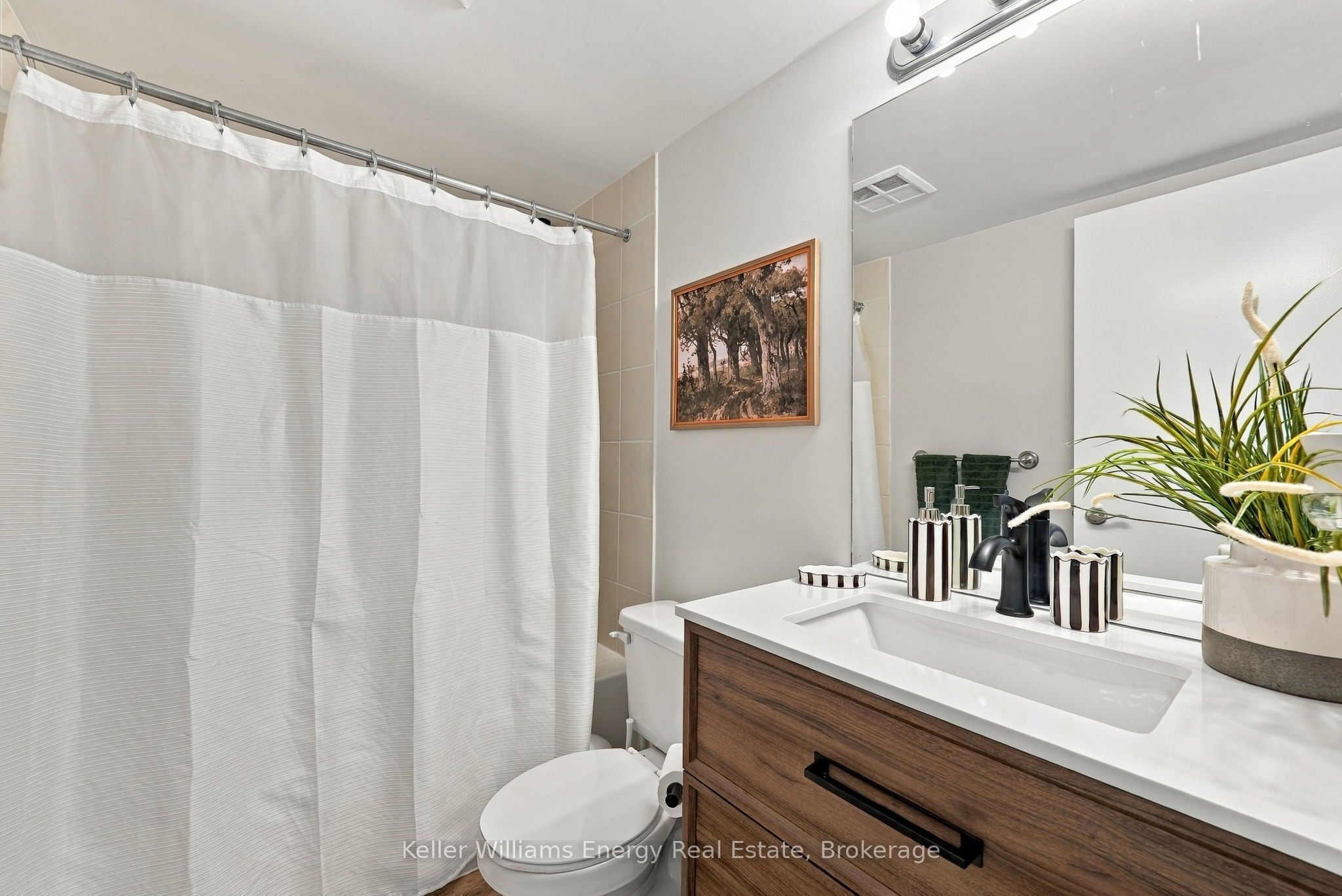 1200 The Esplanade N 705 Property Photo 15