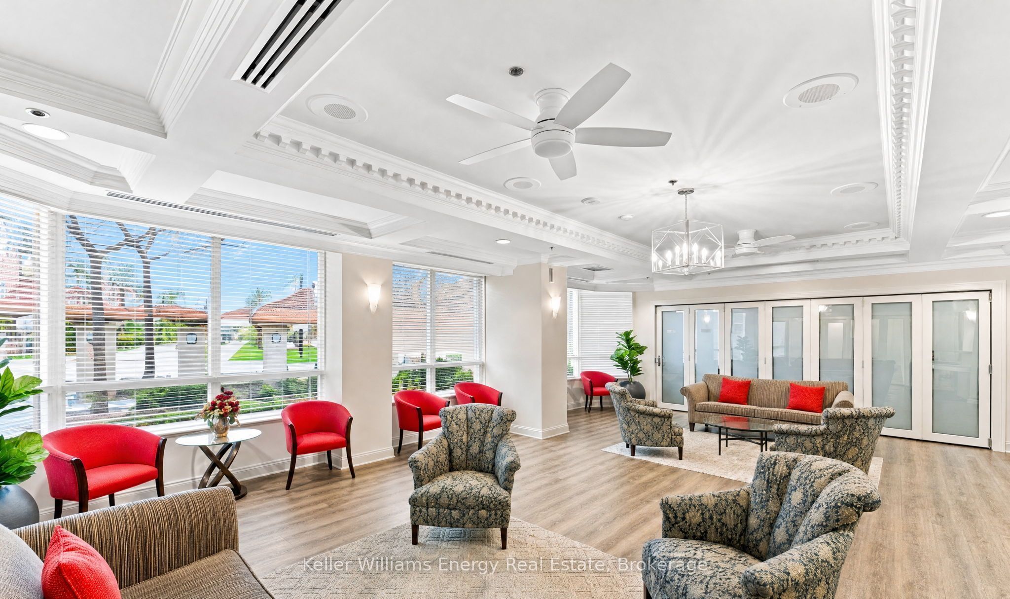 1200 The Esplanade N 705 Property Photo 21