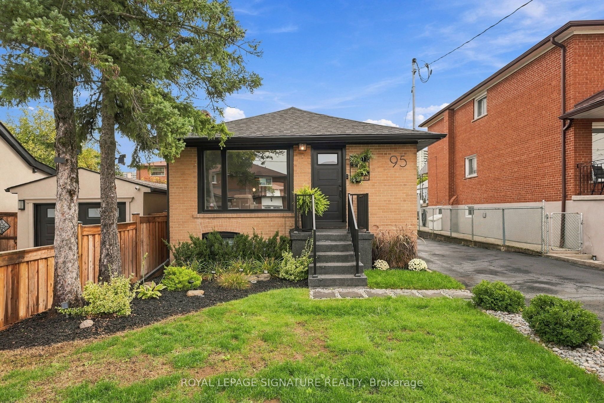 95 Laurel Avenue Property Photo 1