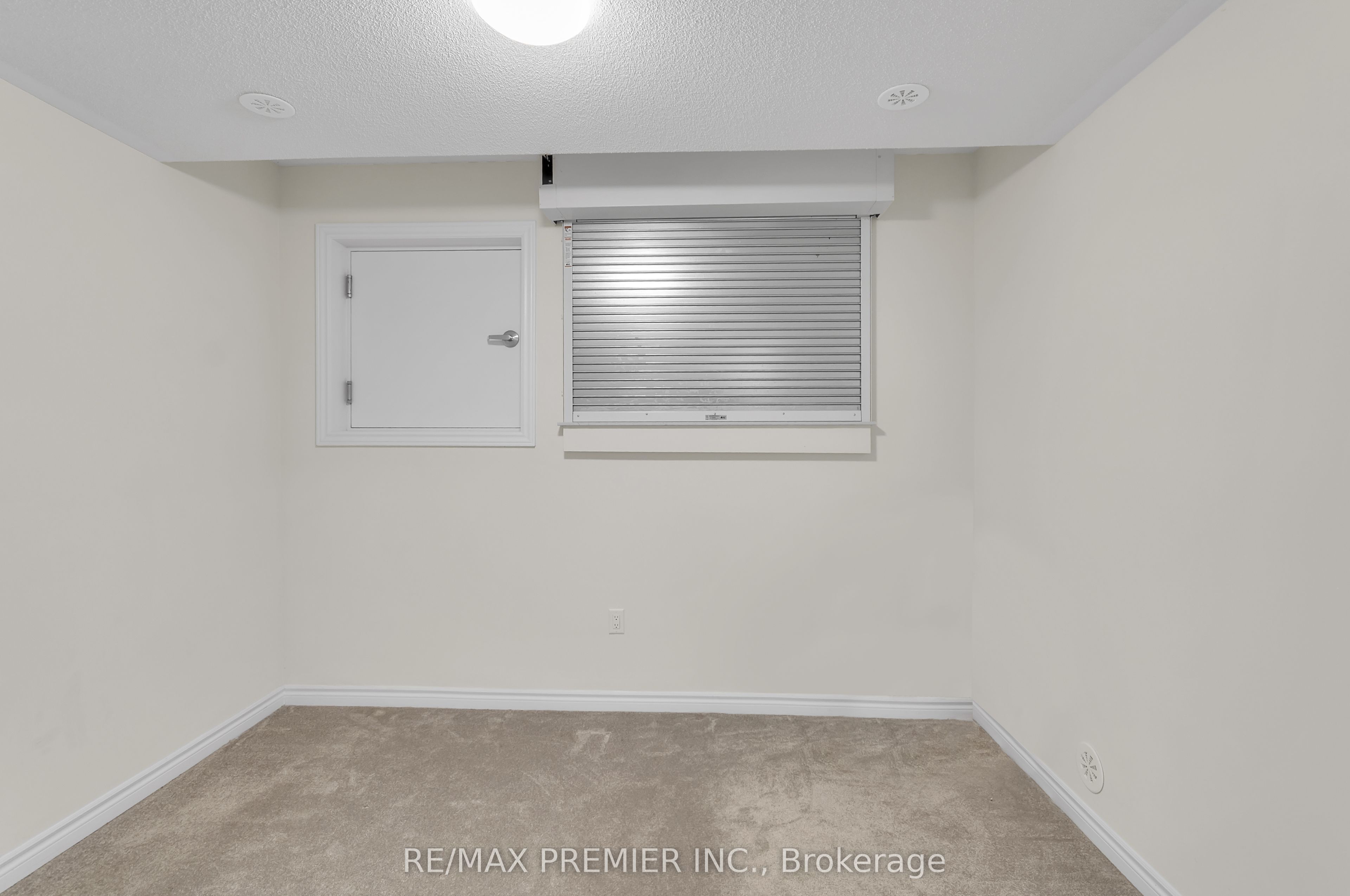 480 Beresford Path 2 Property Photo 10