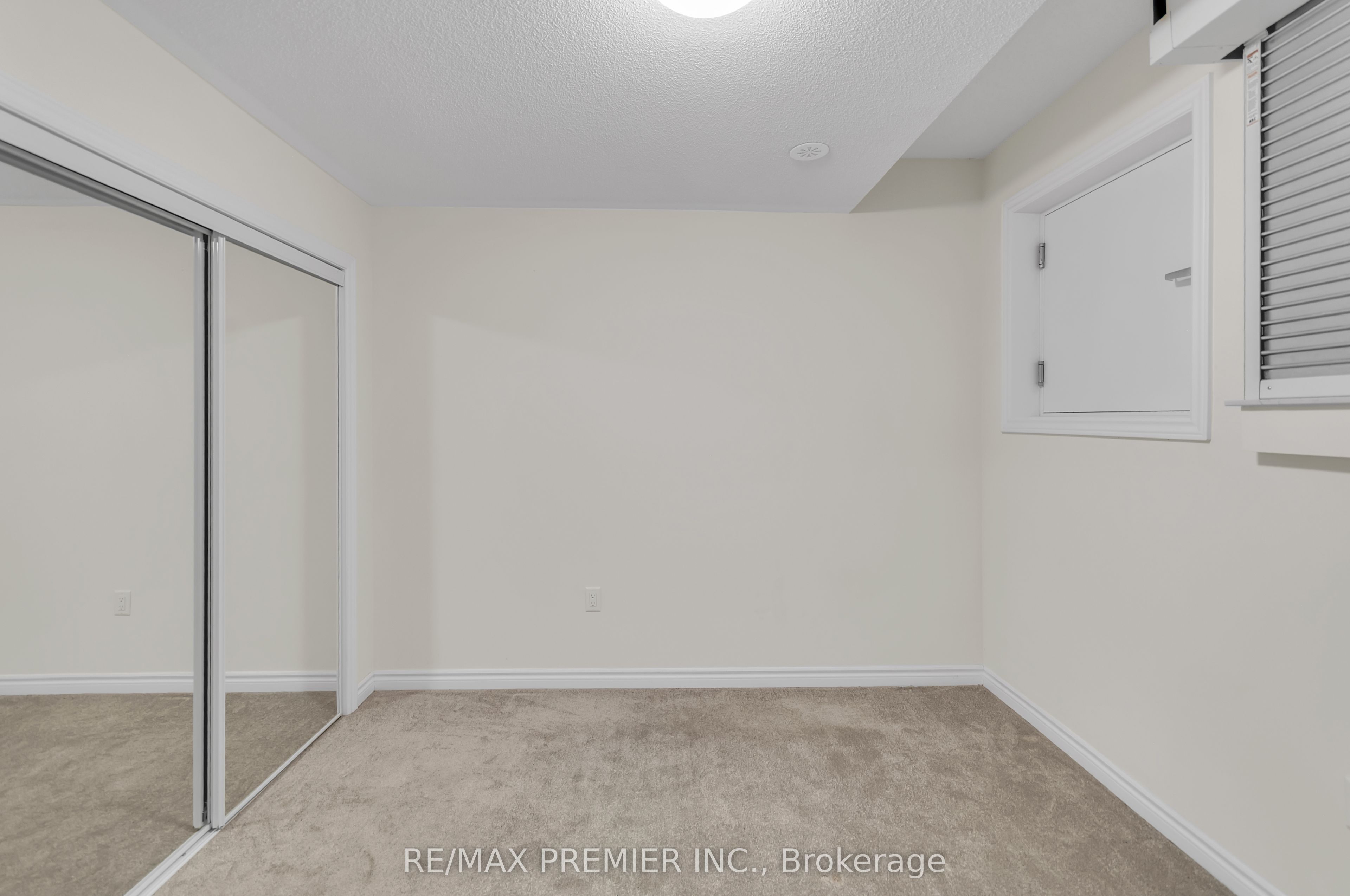 480 Beresford Path 2 Property Photo 11