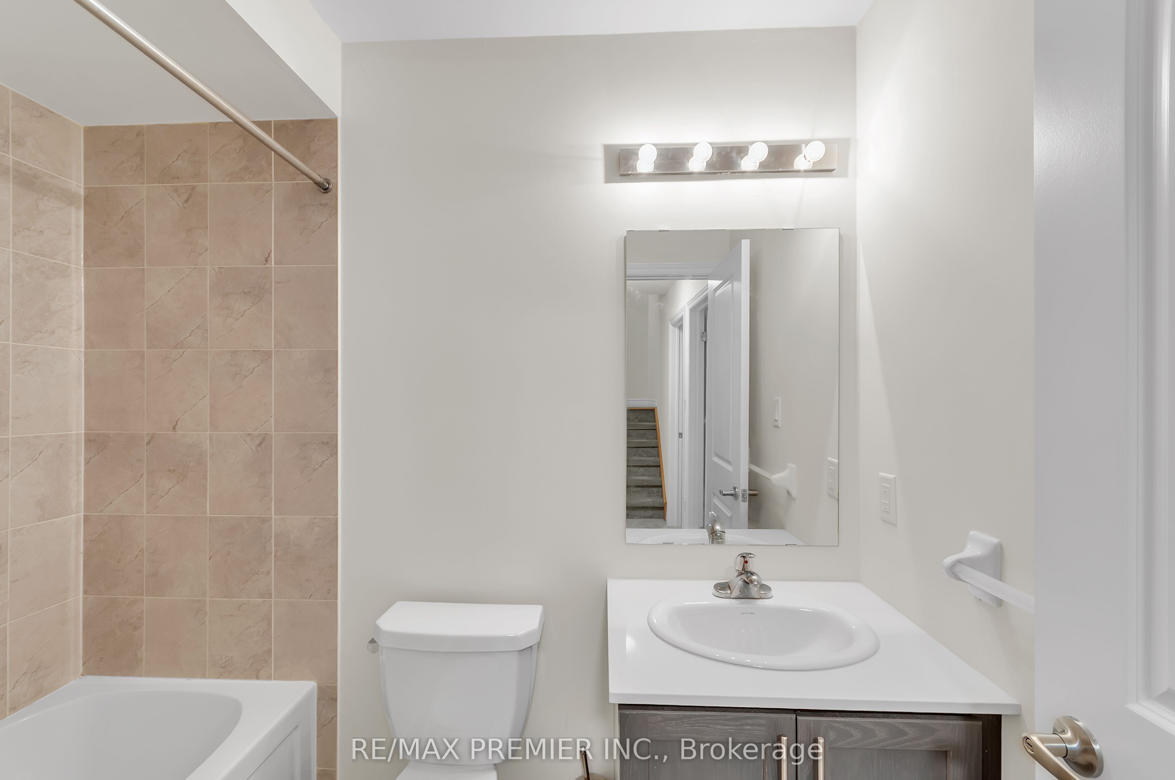 480 Beresford Path 2 Property Photo 13