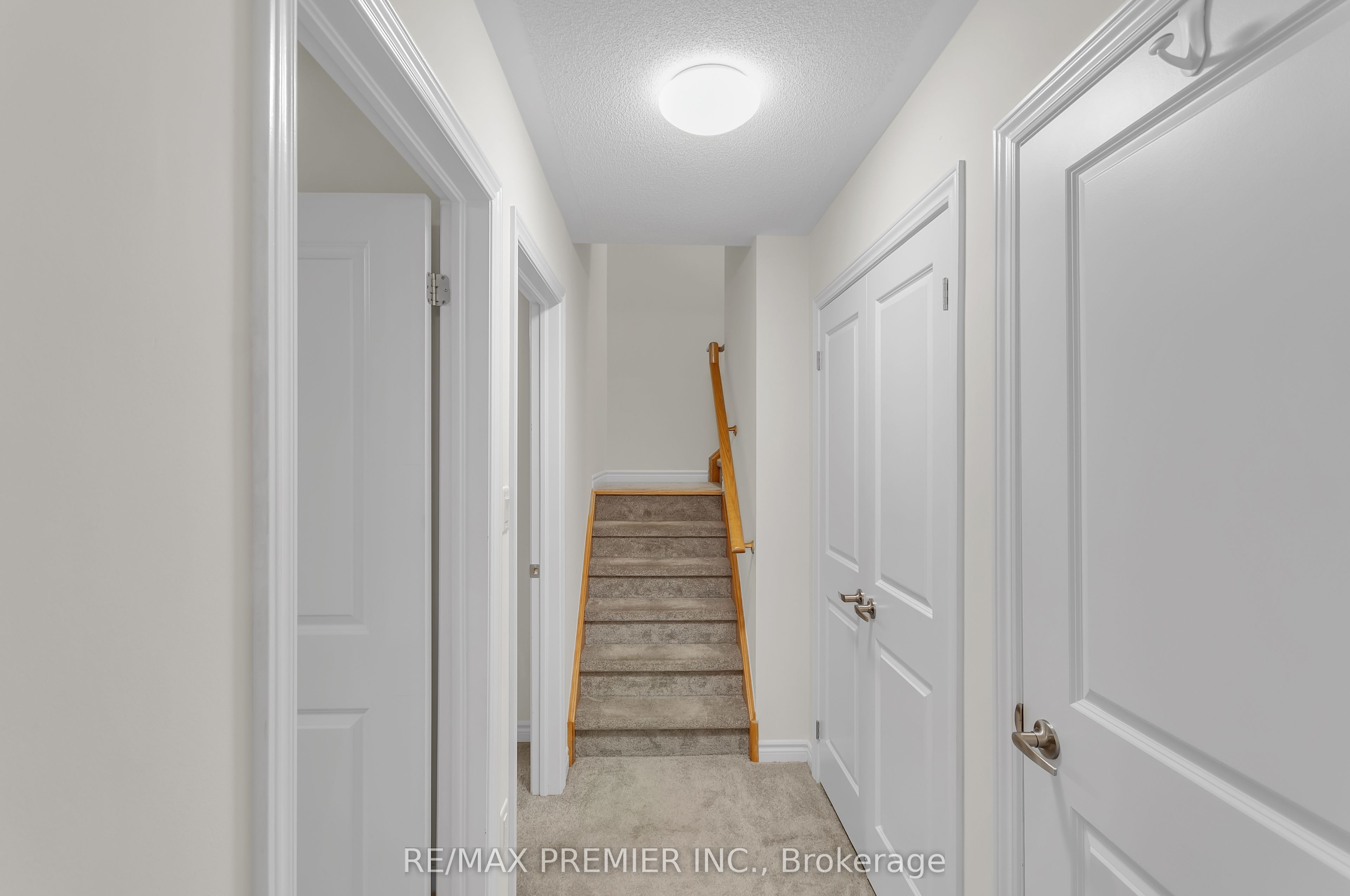 480 Beresford Path 2 Property Photo 15