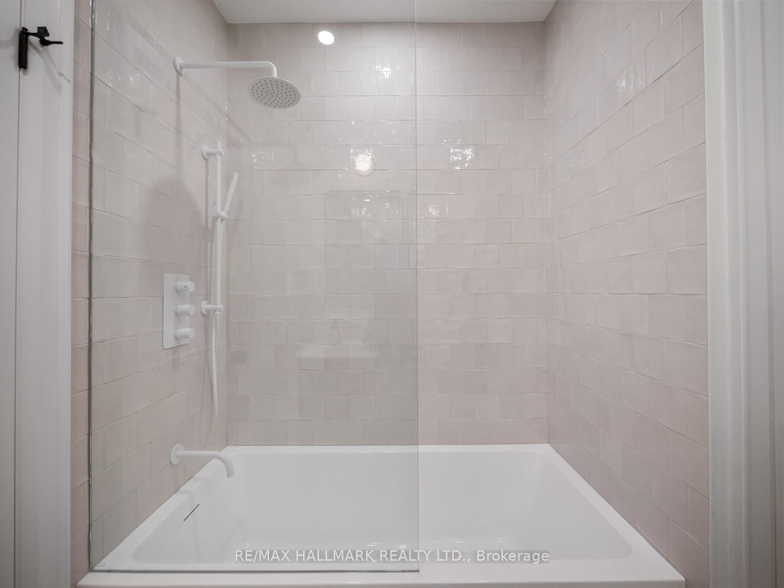 14 Mcgee Street Property Photo 27