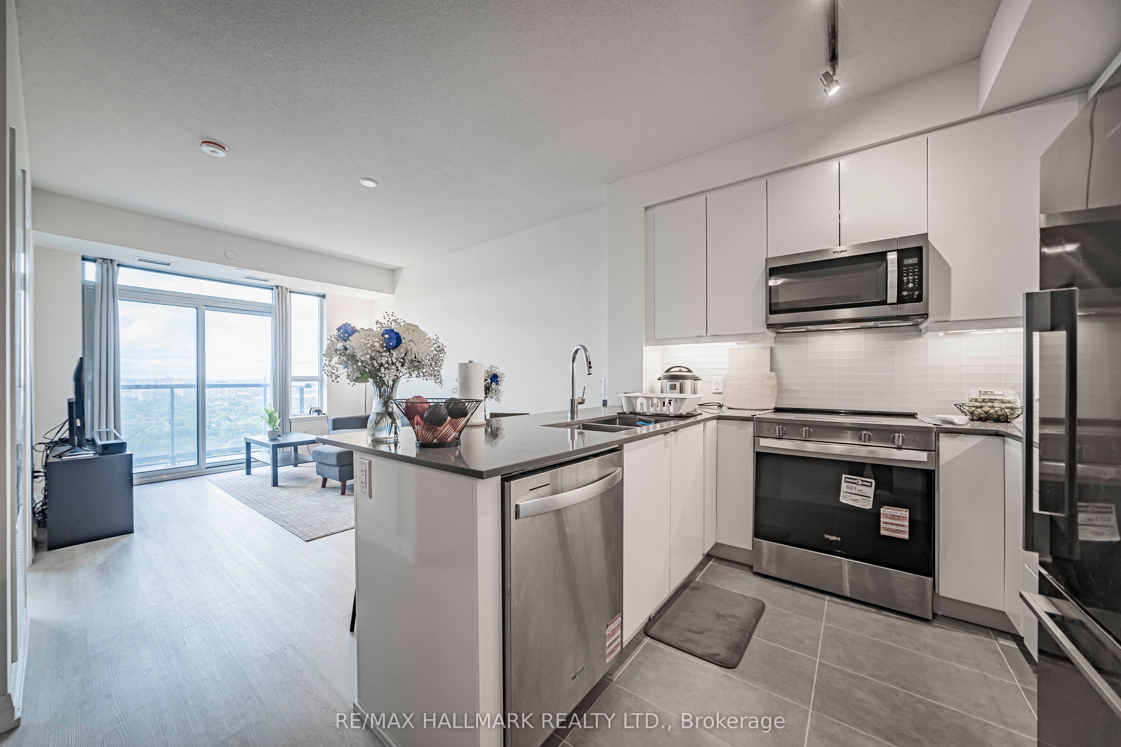 3260 Sheppard Avenue E 2203 Property Photo 12