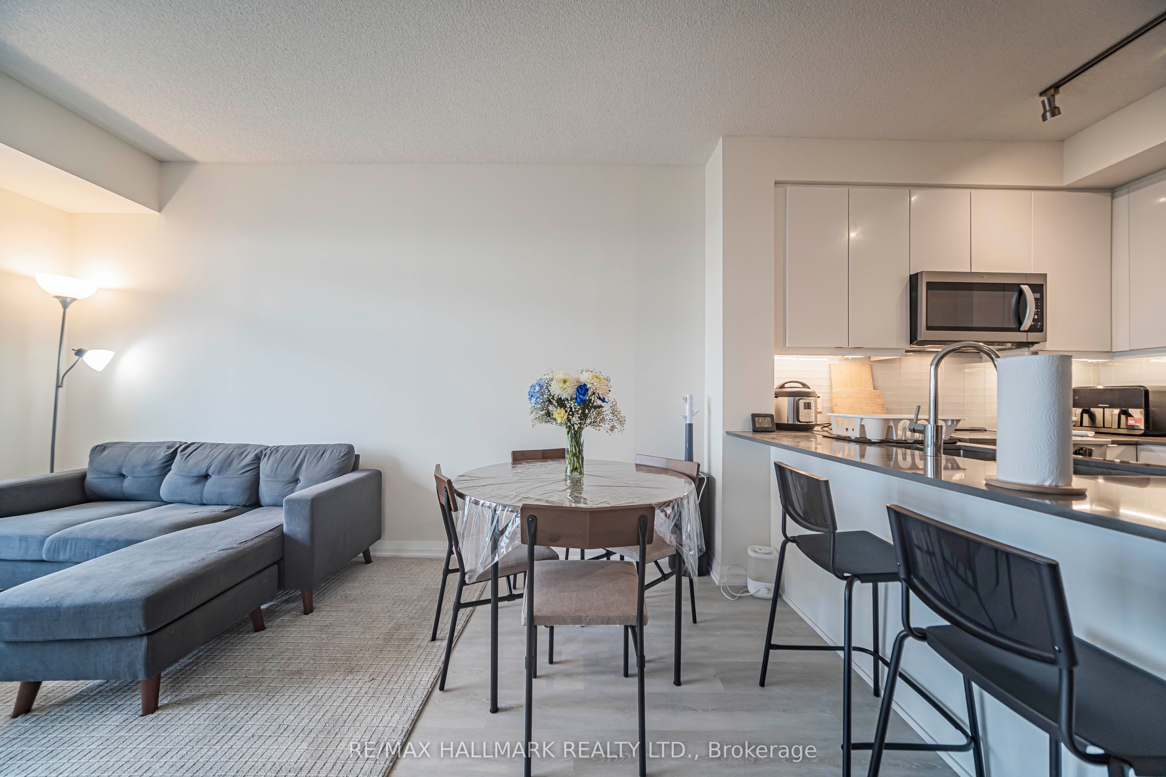 3260 Sheppard Avenue E 2203 Property Photo 16