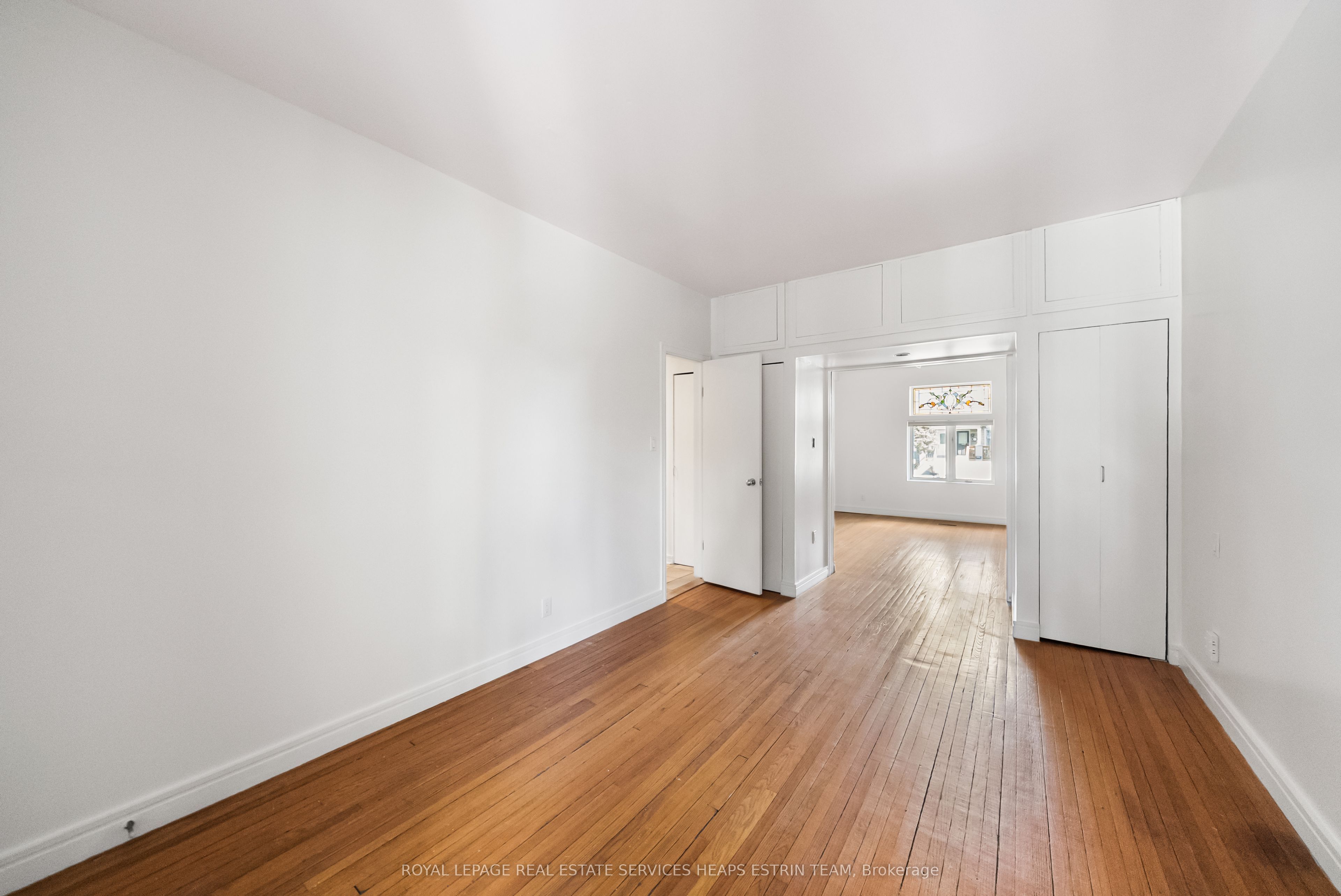 300 Woodbine Avenue Property Photo 6