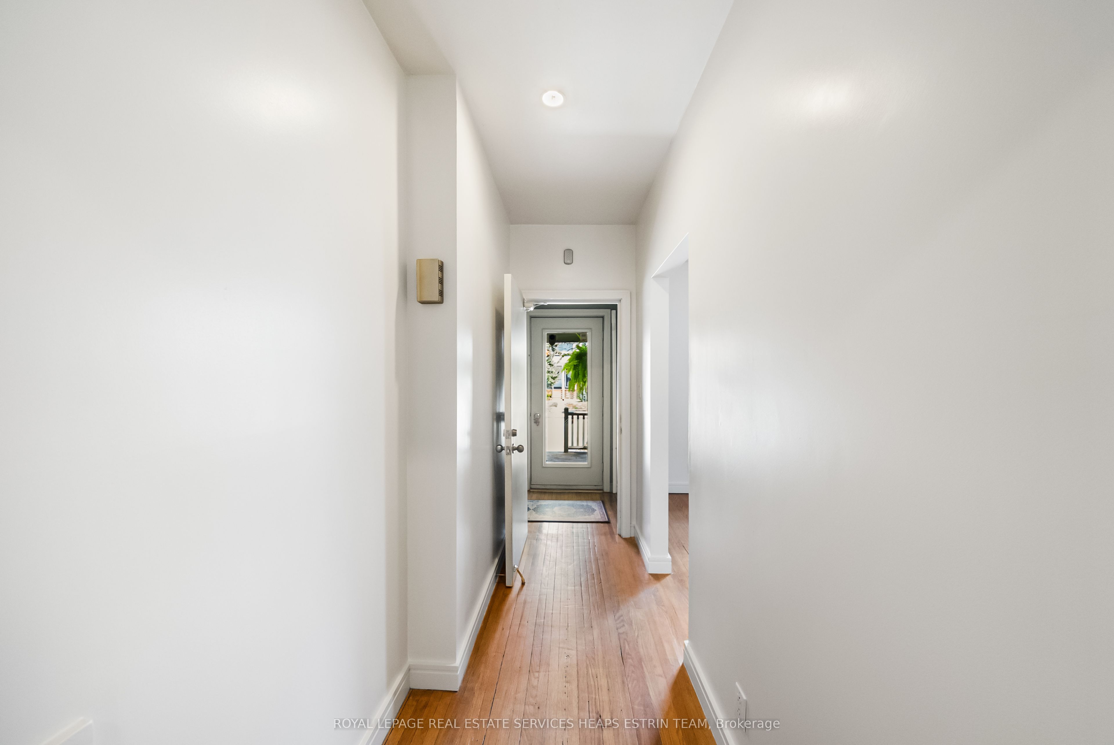 300 Woodbine Avenue Property Photo 10