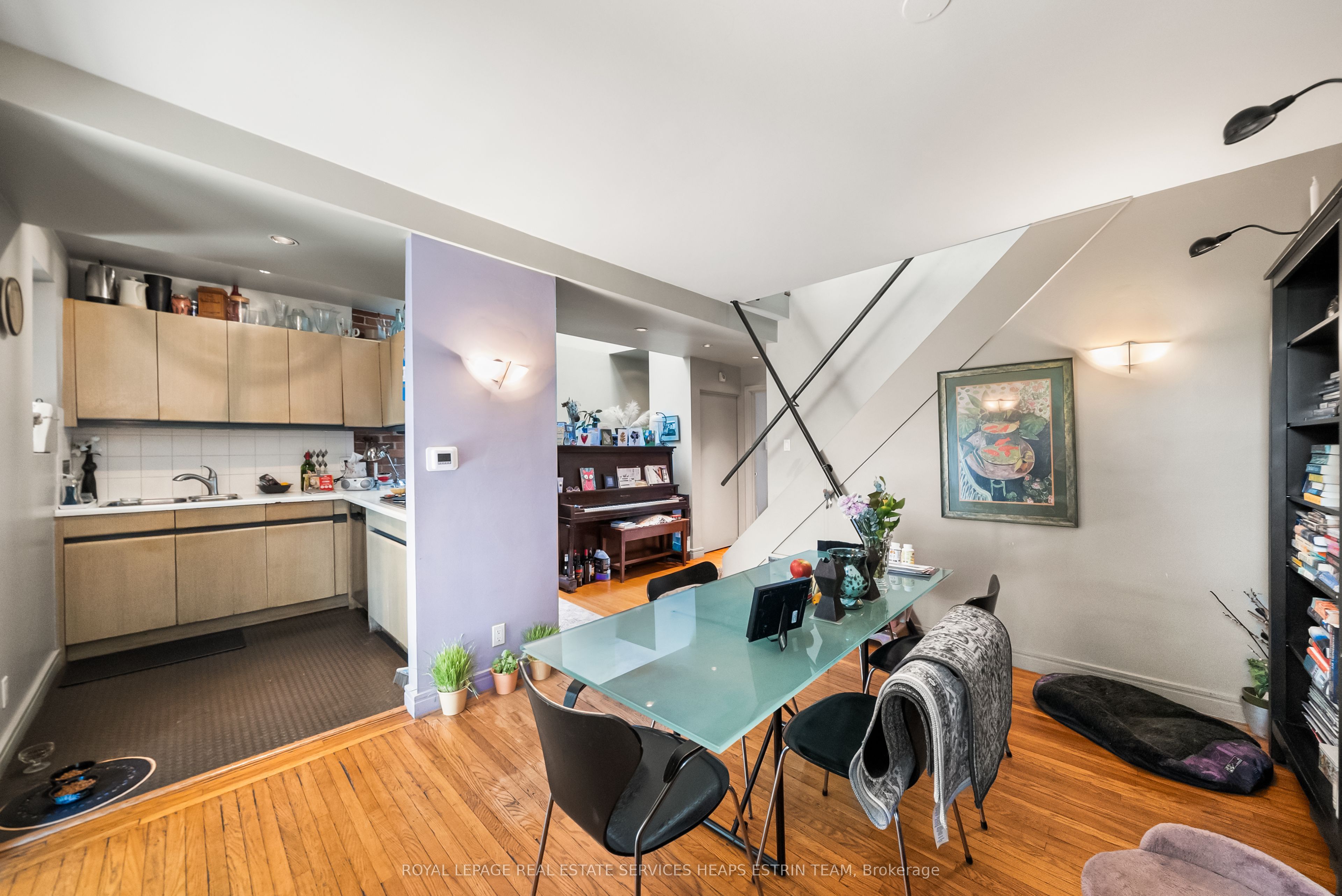 300 Woodbine Avenue Property Photo 13