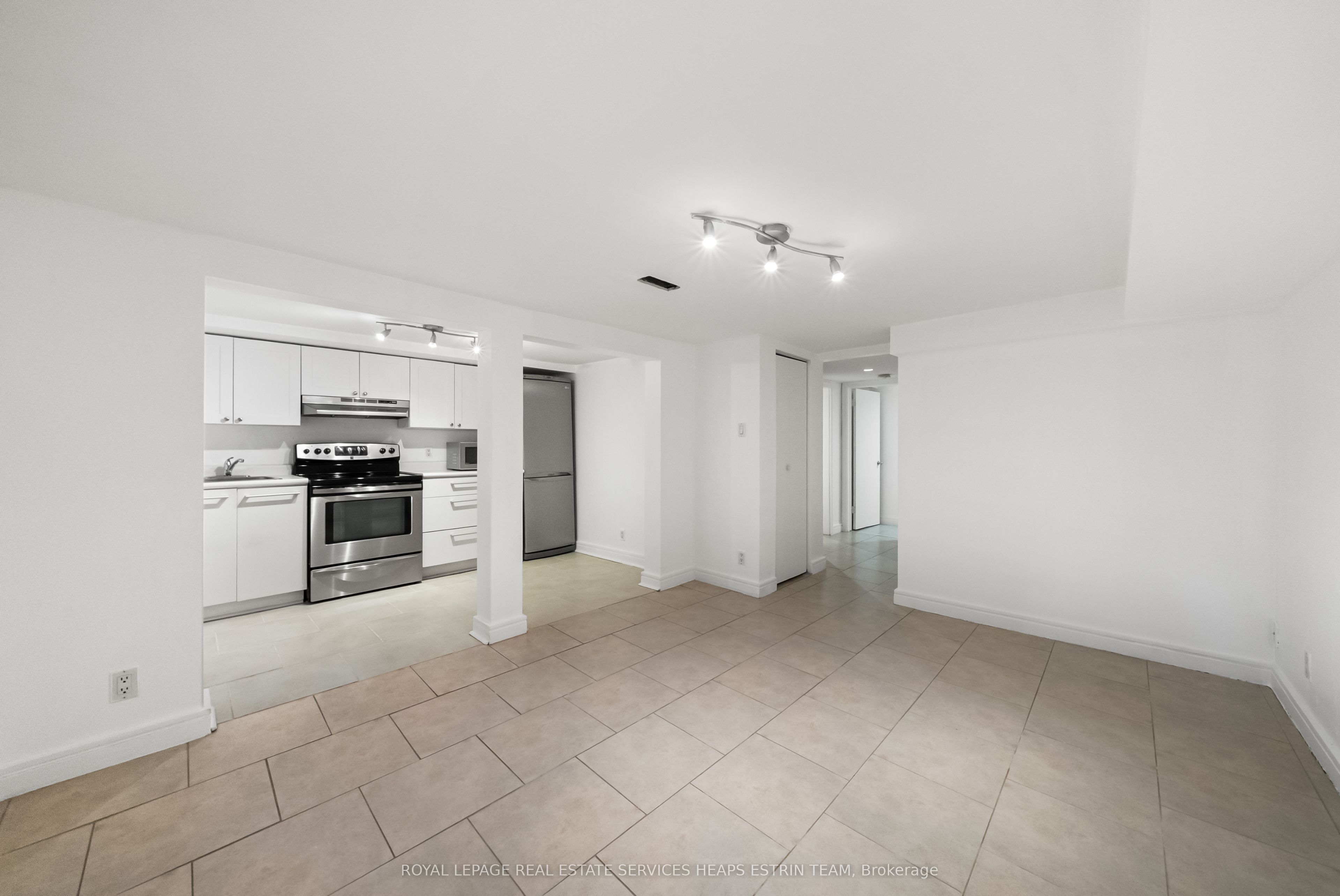 300 Woodbine Avenue Property Photo 25