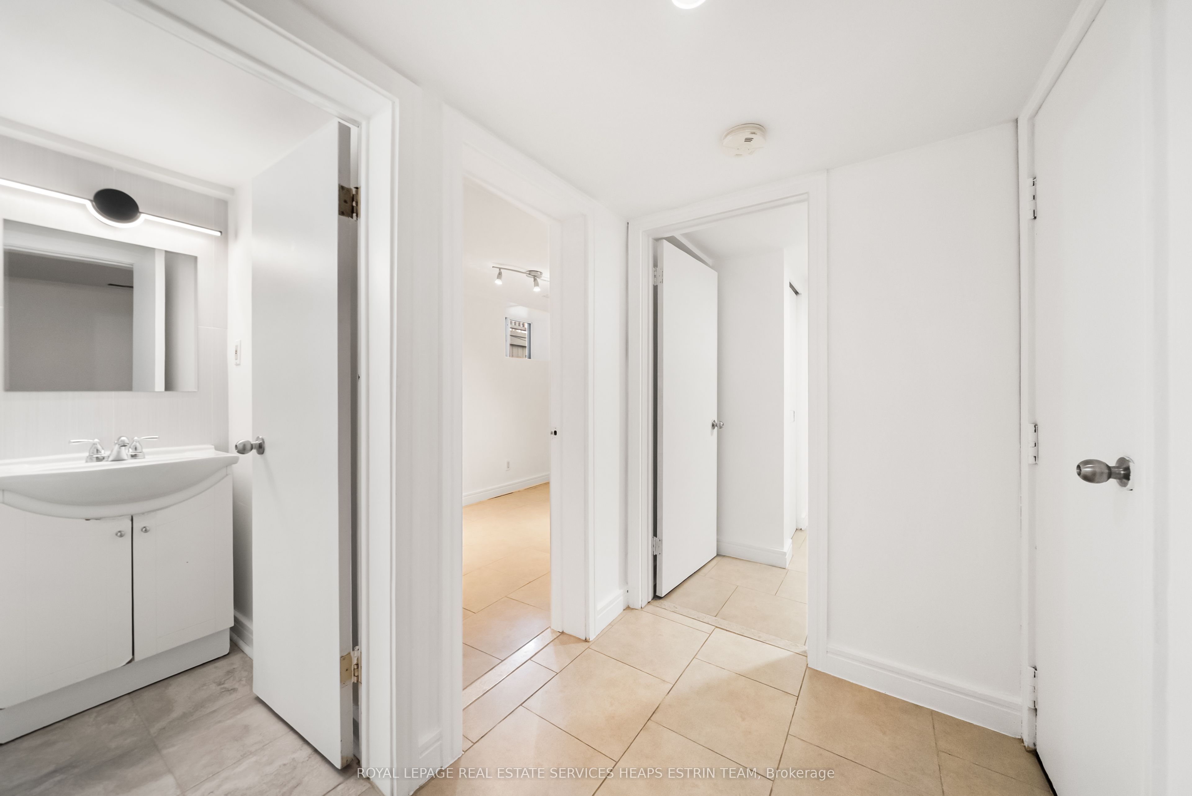 300 Woodbine Avenue Property Photo 26