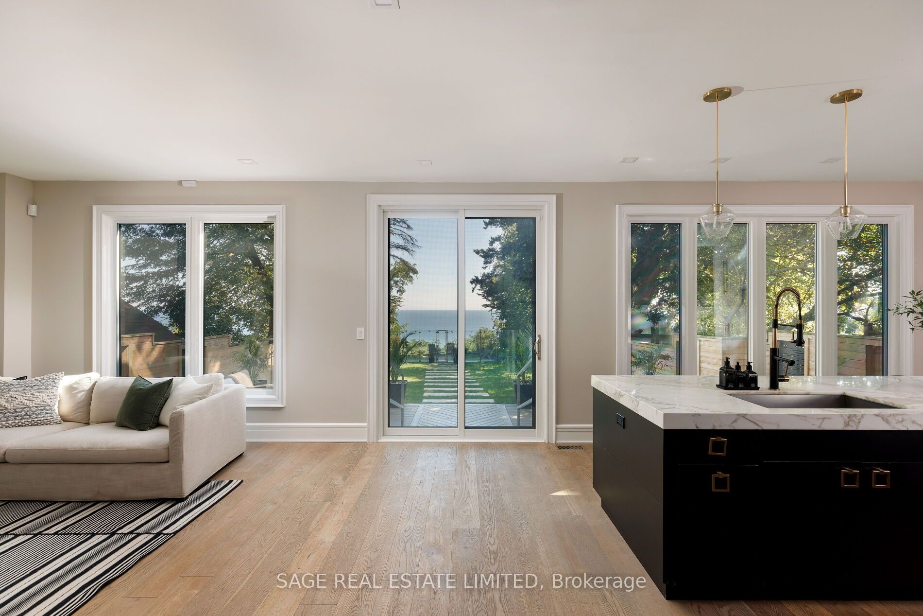 79 Fishleigh Drive Property Photo 11